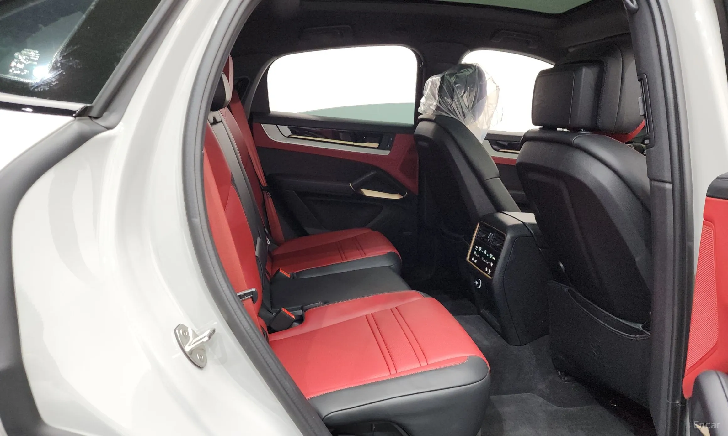 Porsche Cayenne (PO536) превью 12