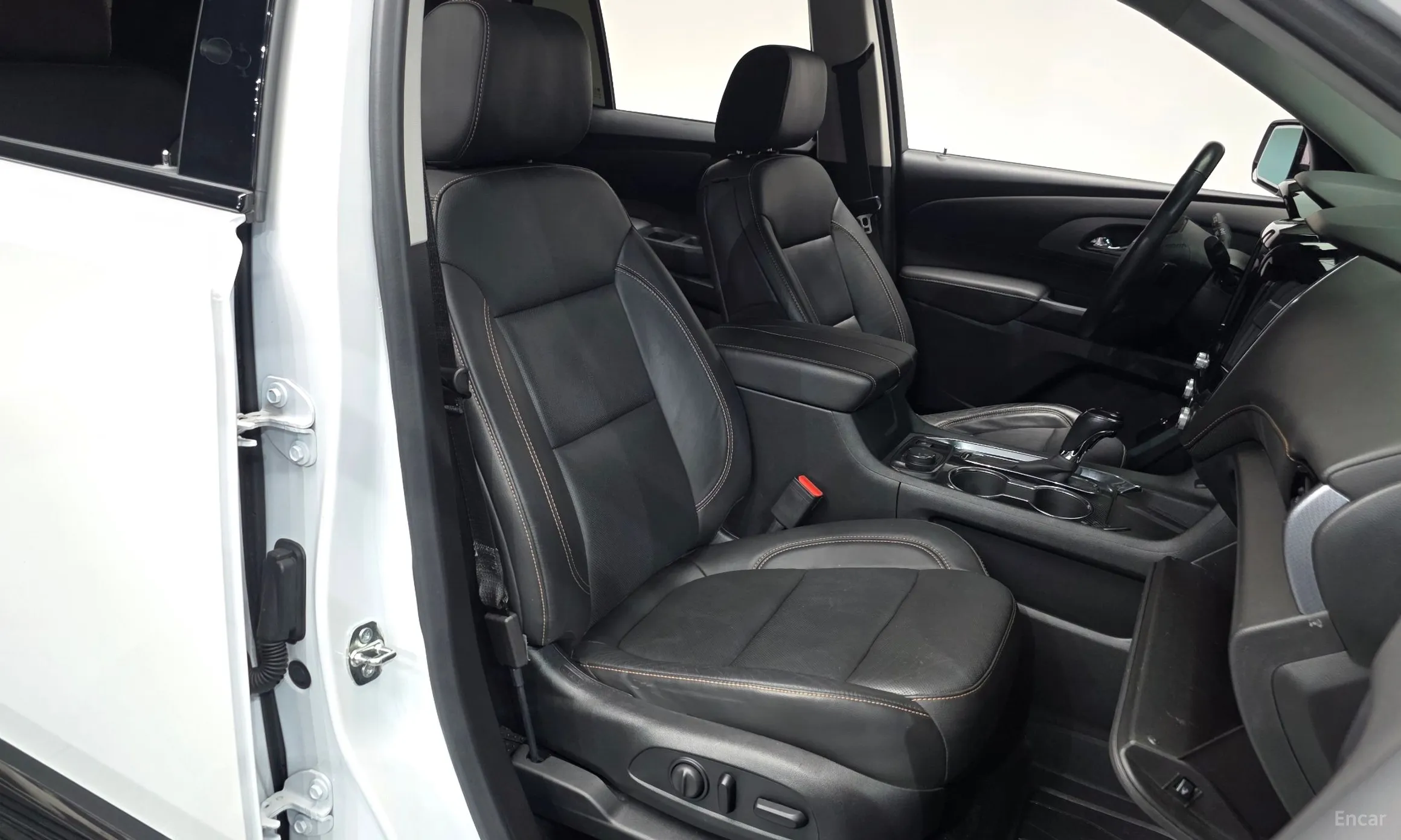 Chevrolet (GM Daewoo) Traverse превью 10
