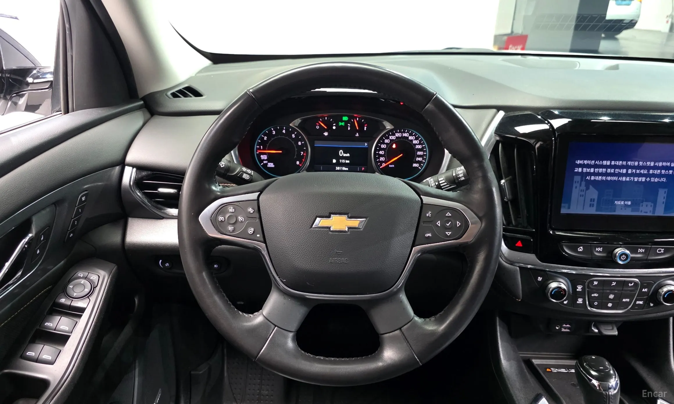 Chevrolet (GM Daewoo) Traverse превью 13