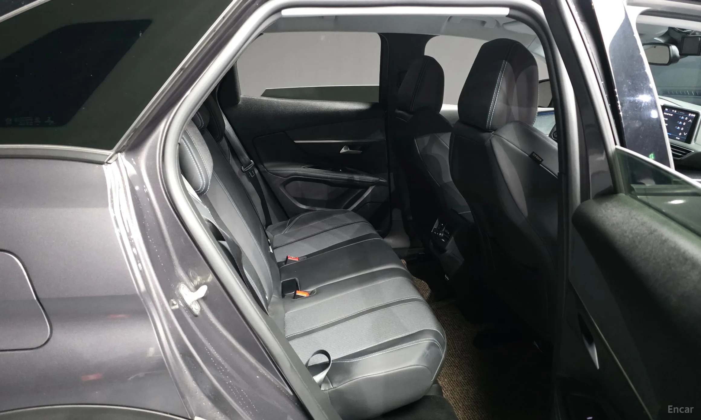 Peugeot 3008 2nd generation превью 12