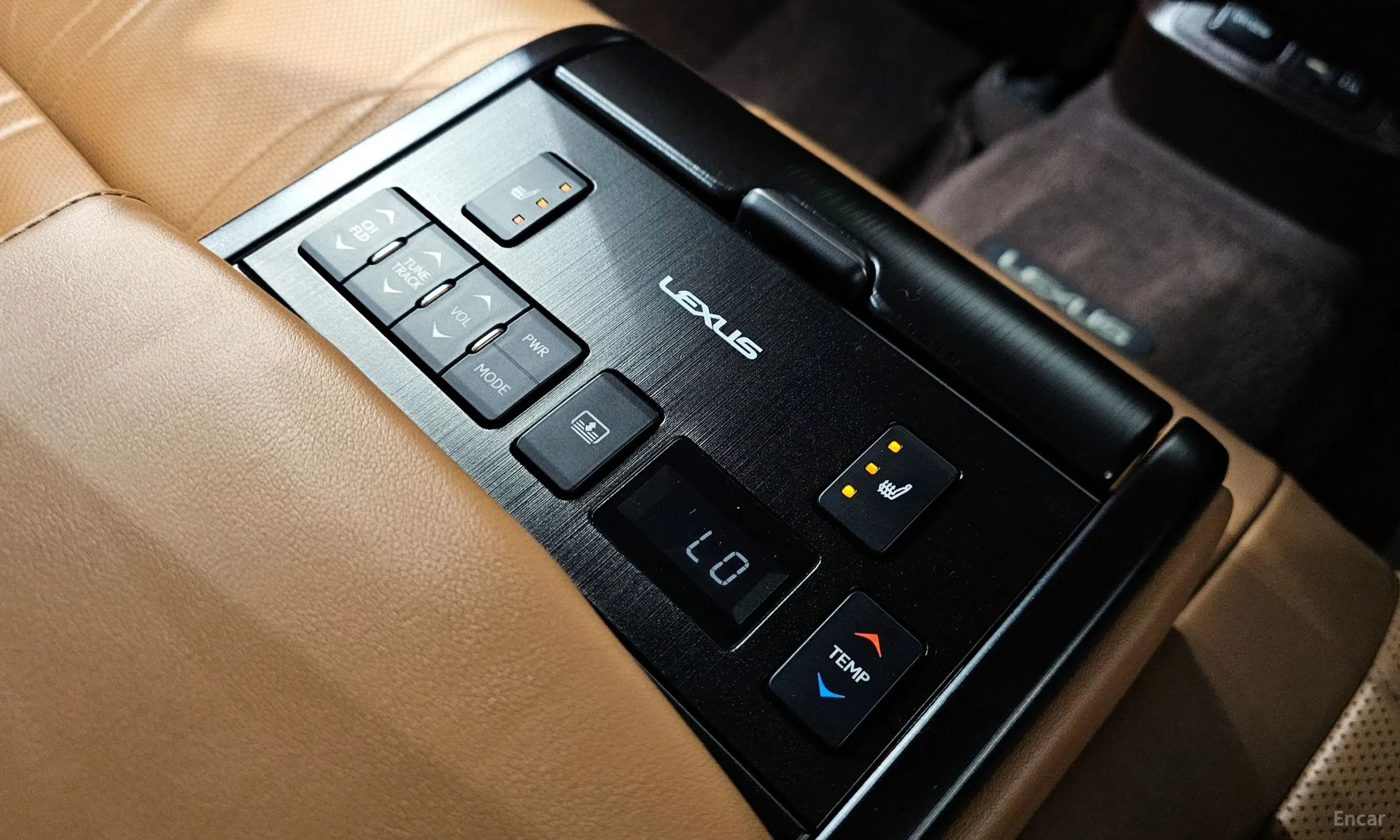 Lexus ES300h 7th Generation превью 18