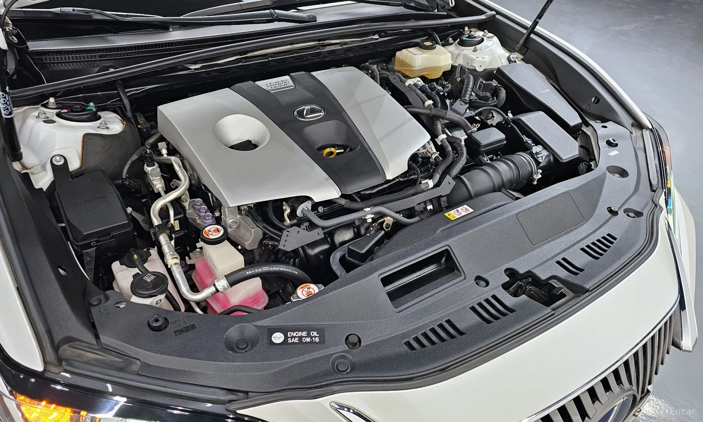 Lexus ES300h 7th Generation превью 6