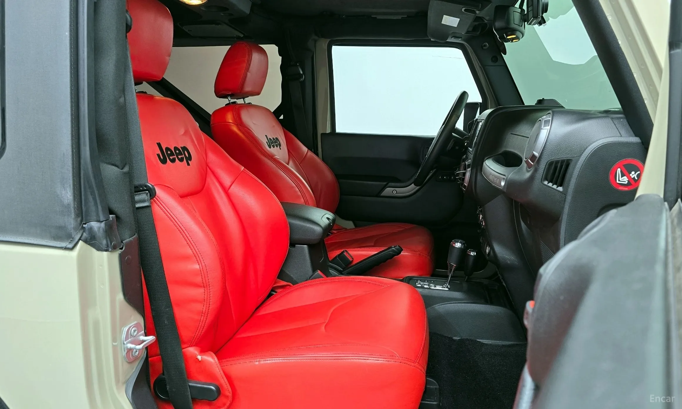 Jeep Wrangler (JK) превью 10