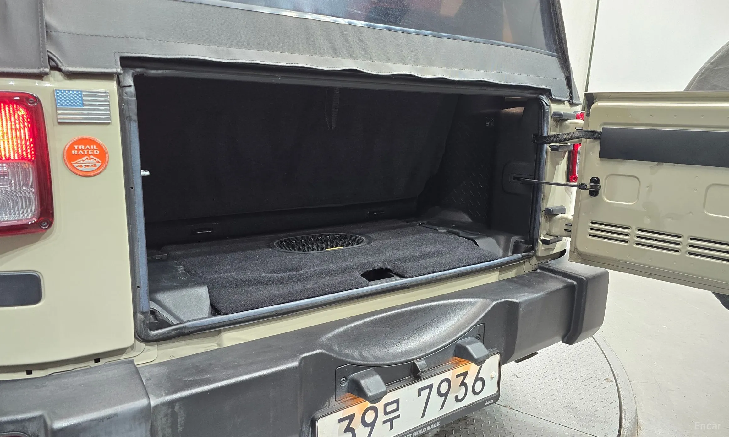Jeep Wrangler (JK) превью 20