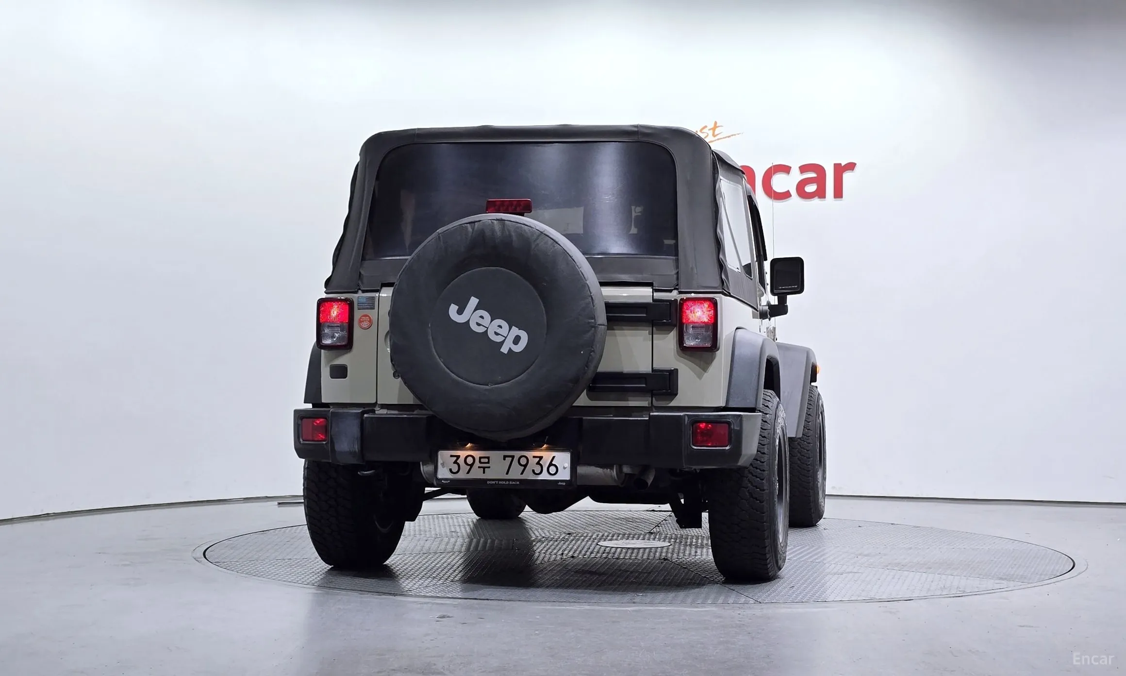 Jeep Wrangler (JK) превью 4