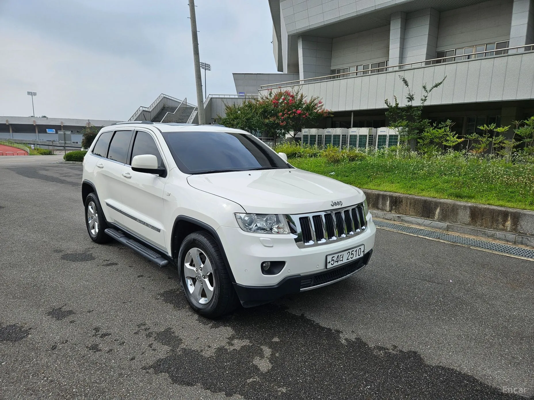 Jeep Grand Cherokee превью 3
