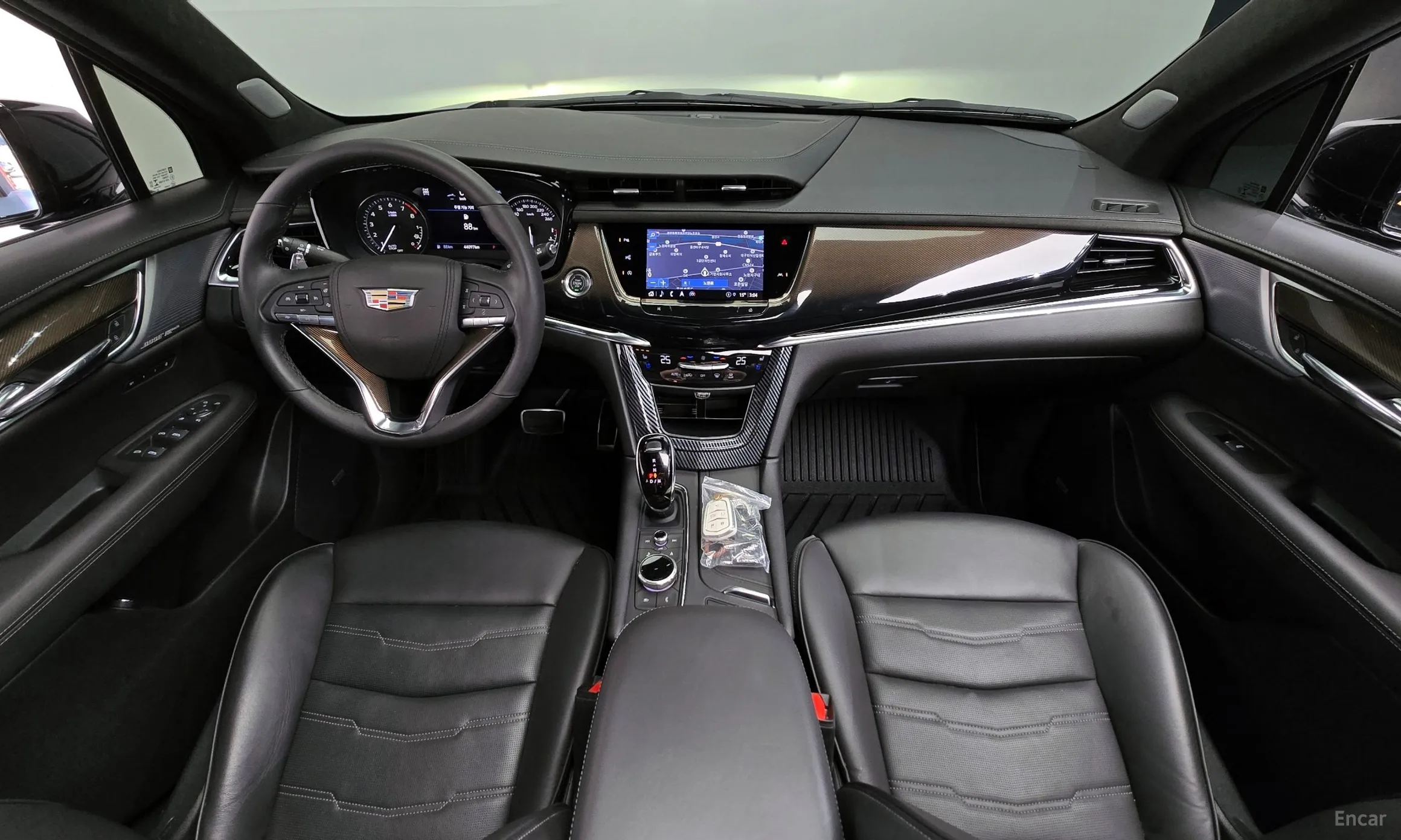 Cadillac XT6 превью 7