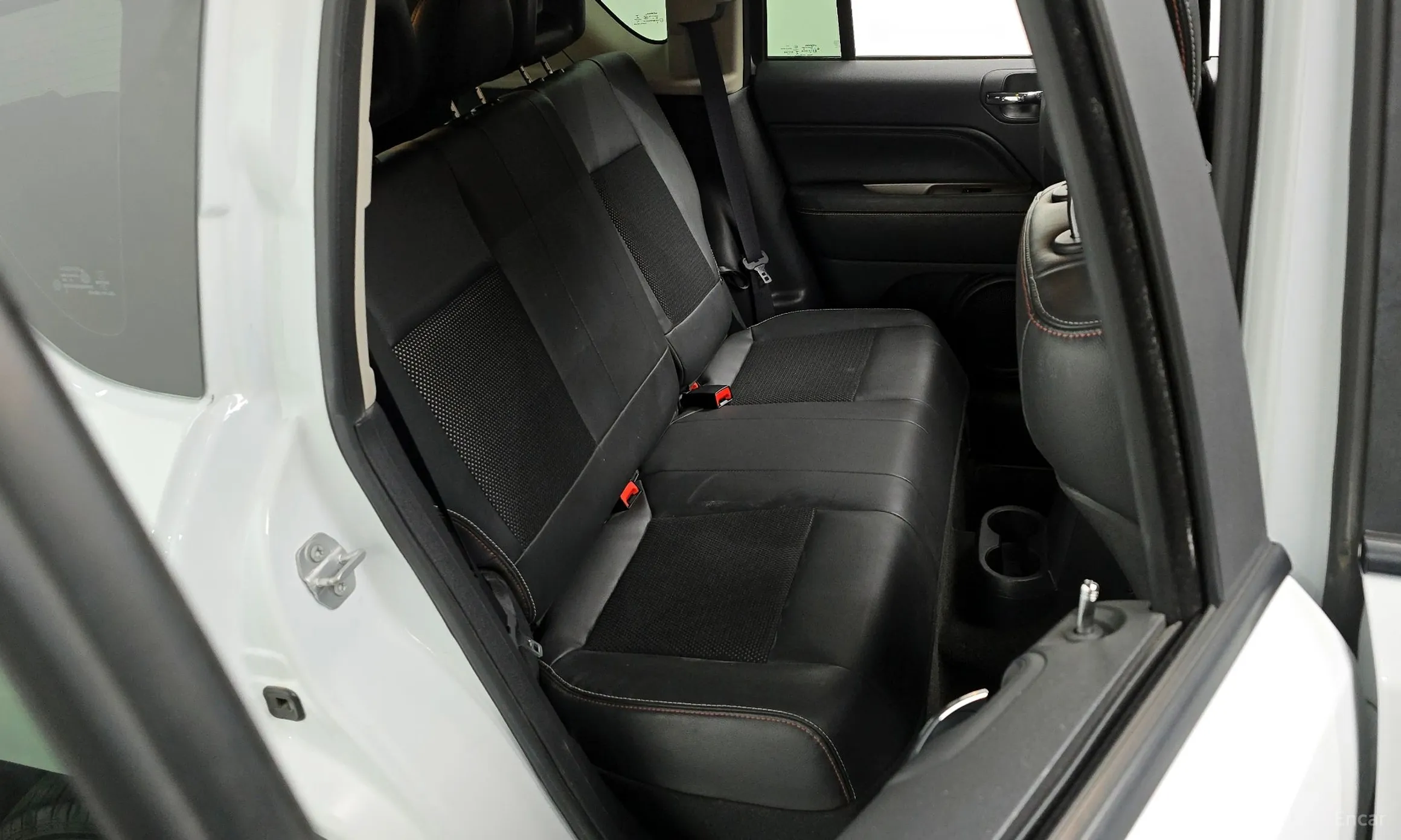Jeep Compass превью 12