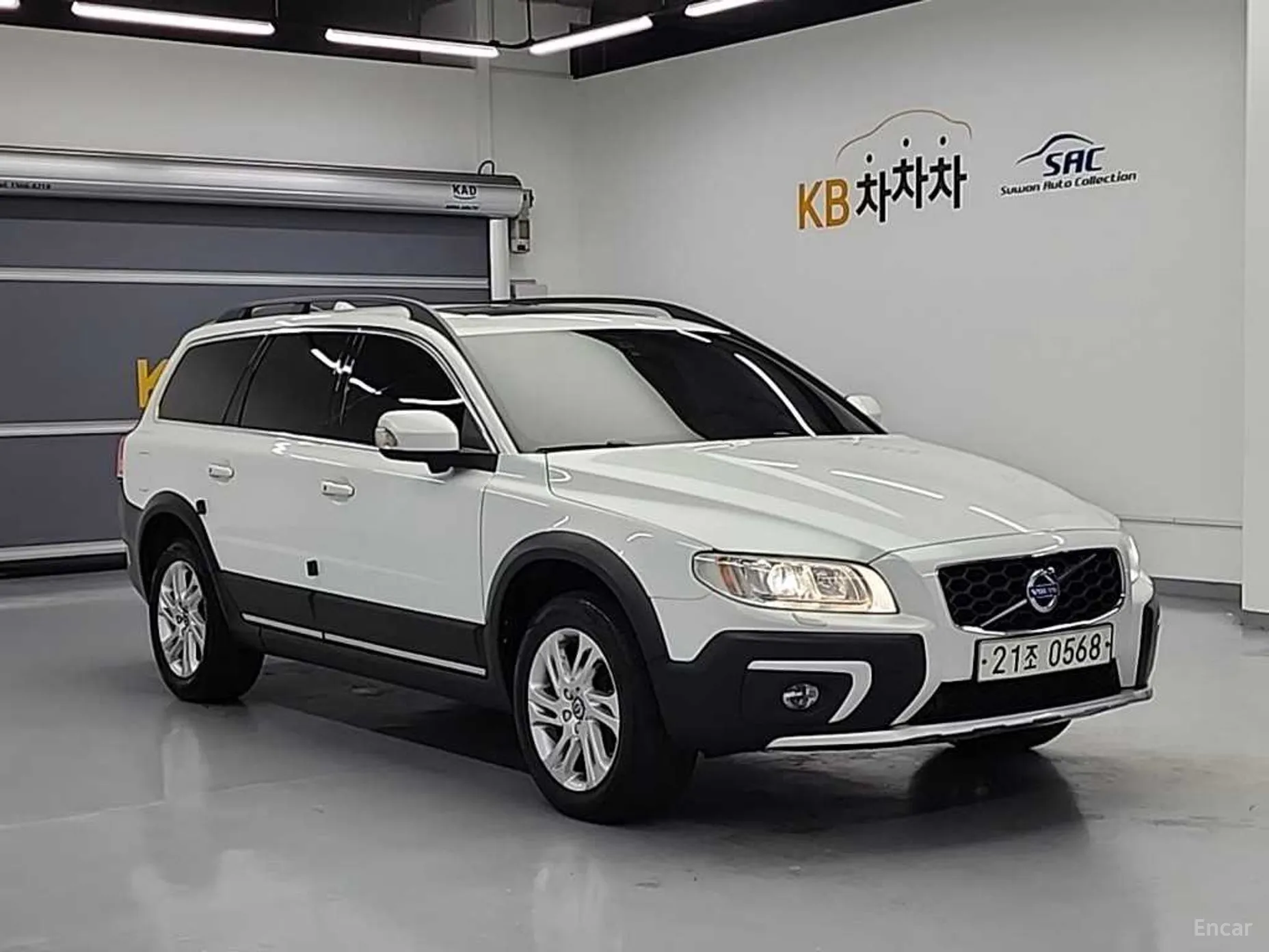Volvo XC70 превью 4