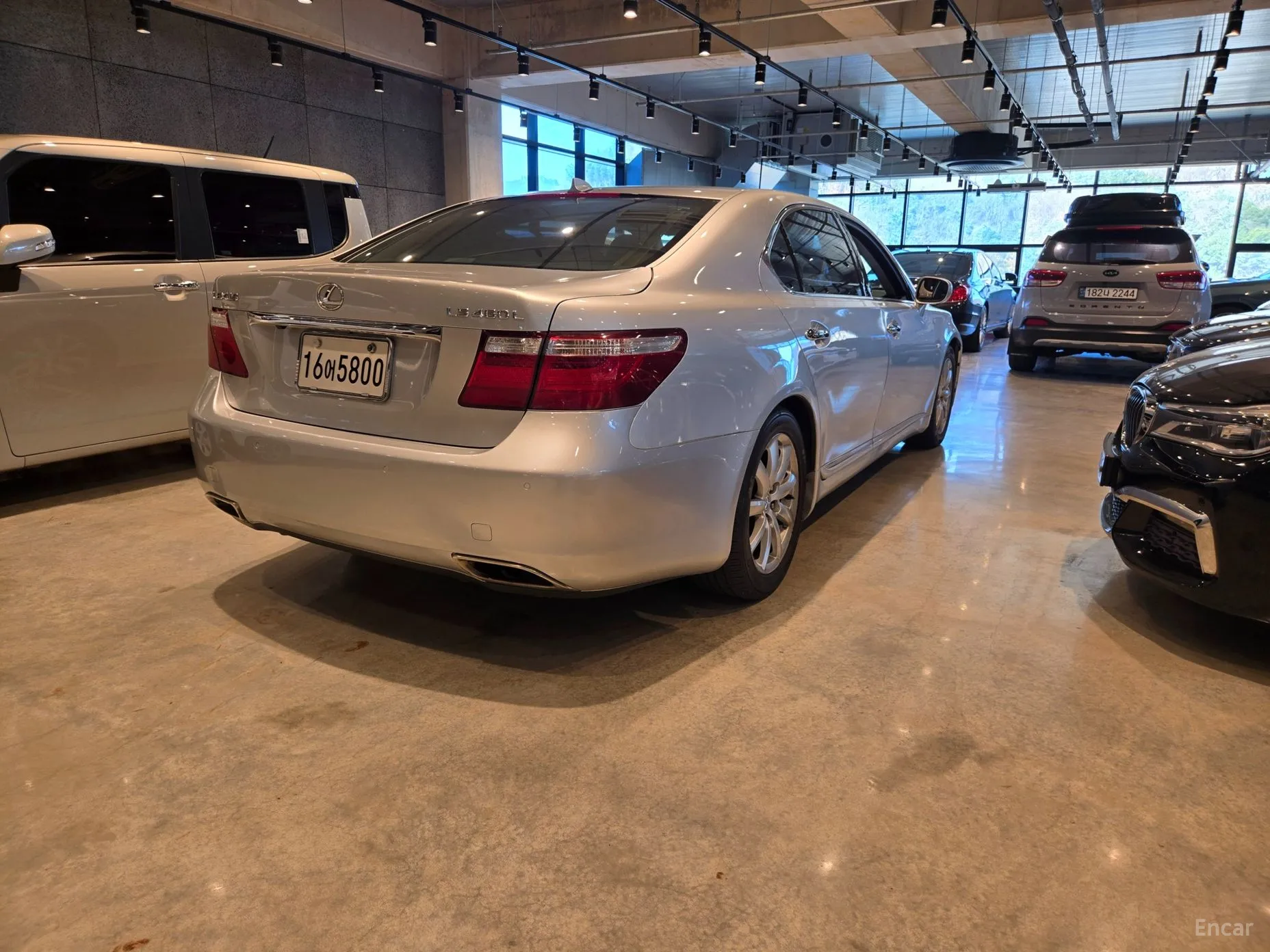 Lexus LS460L