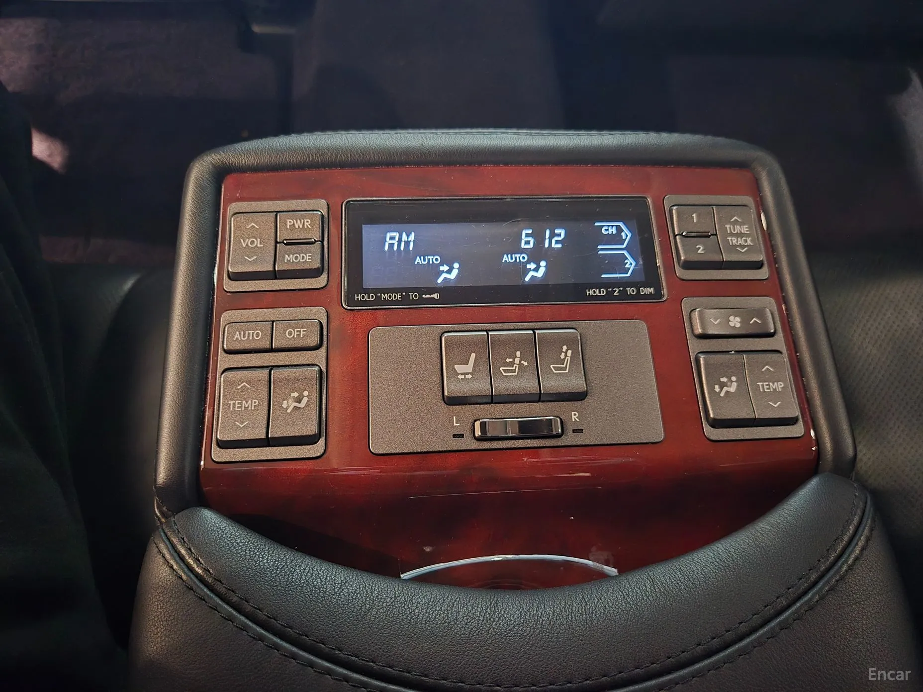 Lexus LS460L превью 18