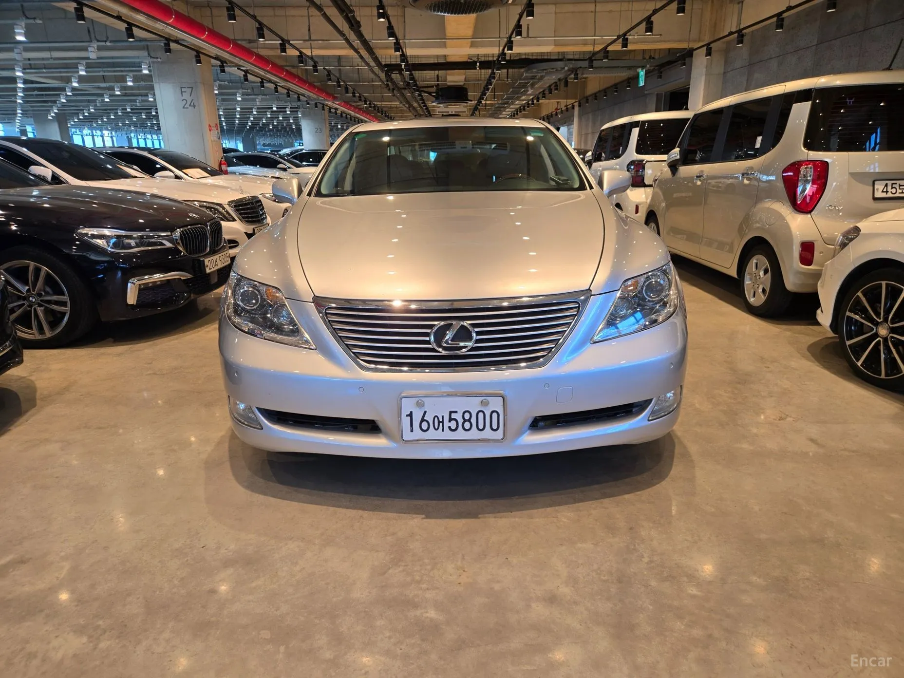 Lexus LS460L превью 3