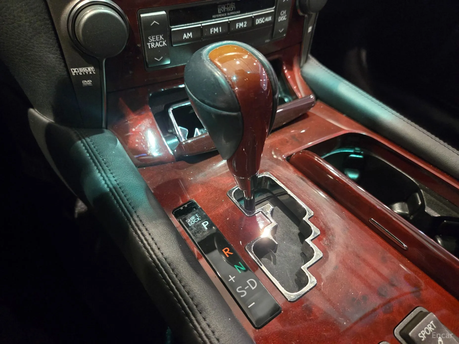 Lexus LS460L превью 9