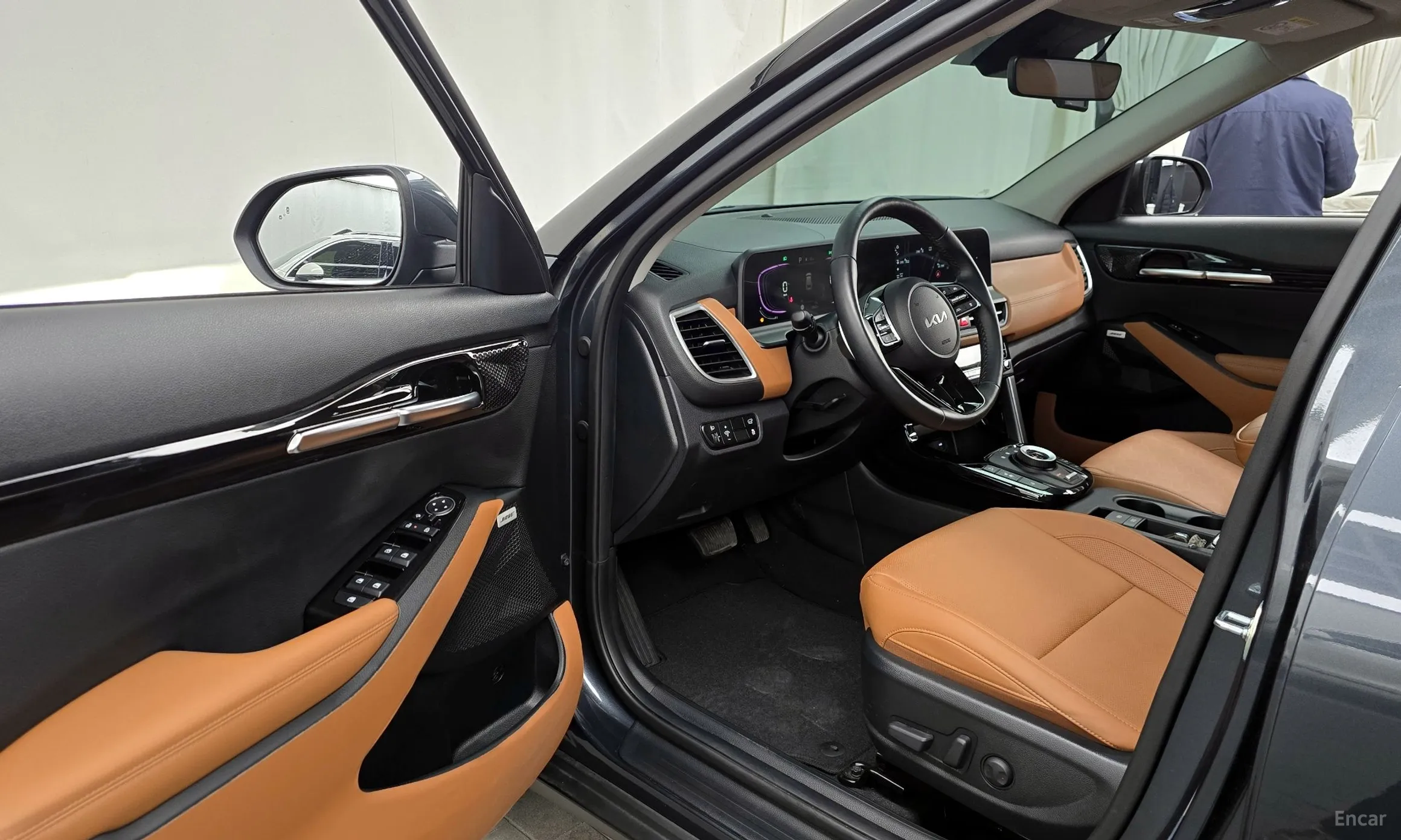 Kia Seltos превью 10