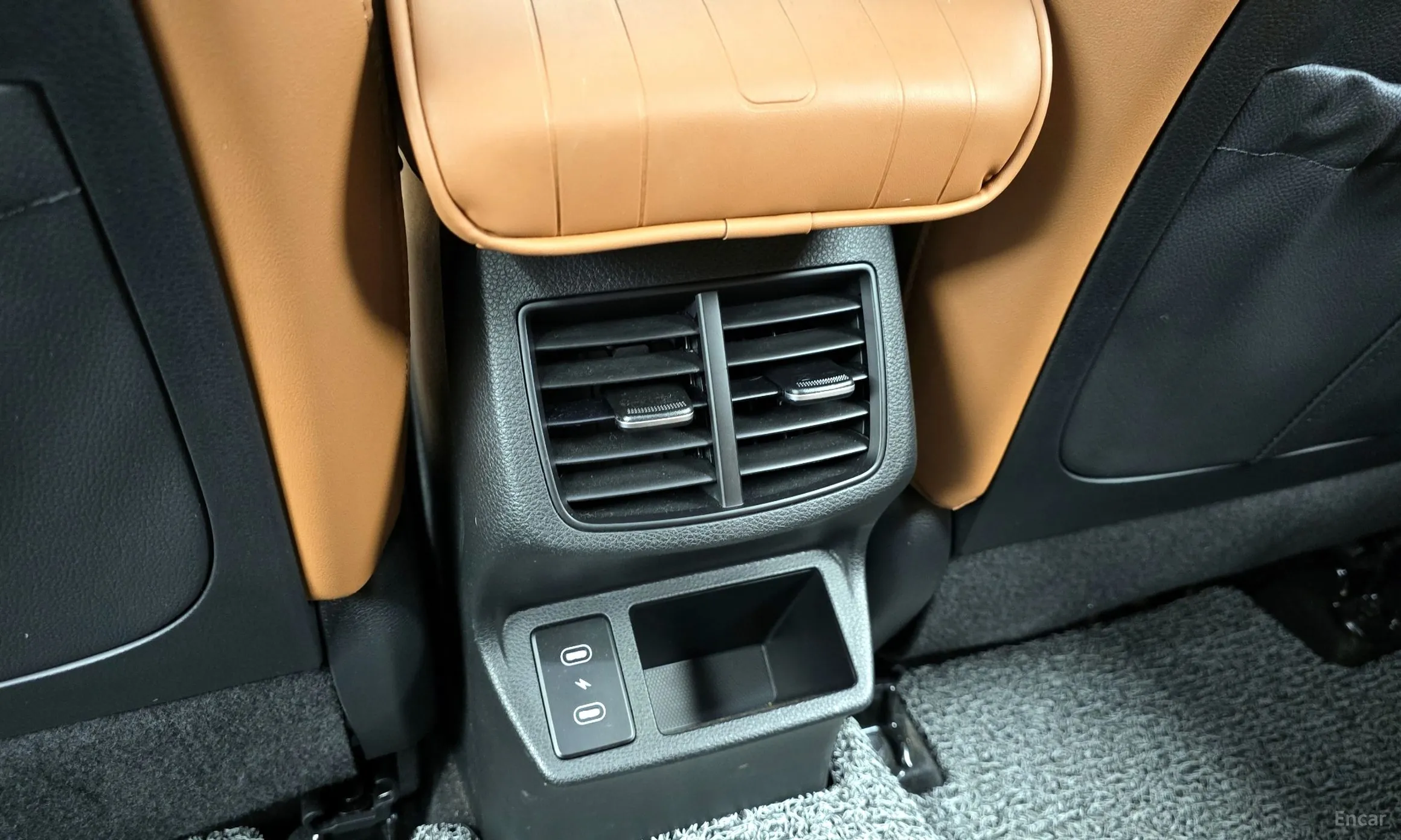 Kia Seltos превью 19