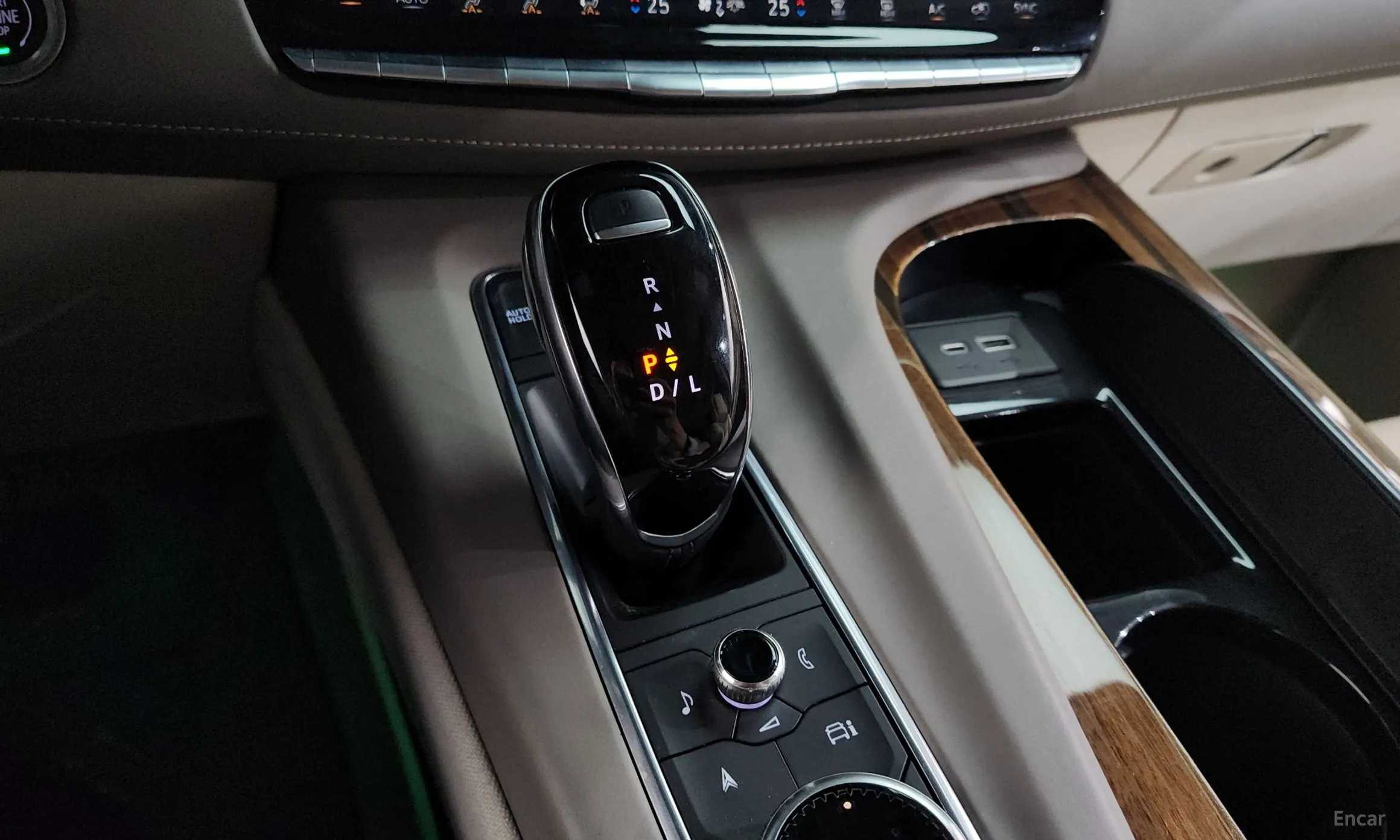 Cadillac Escalade 5th Generation превью 9