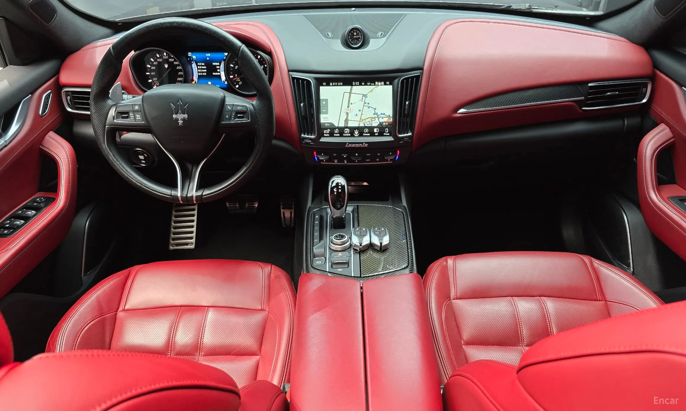 Maserati Levante превью 7