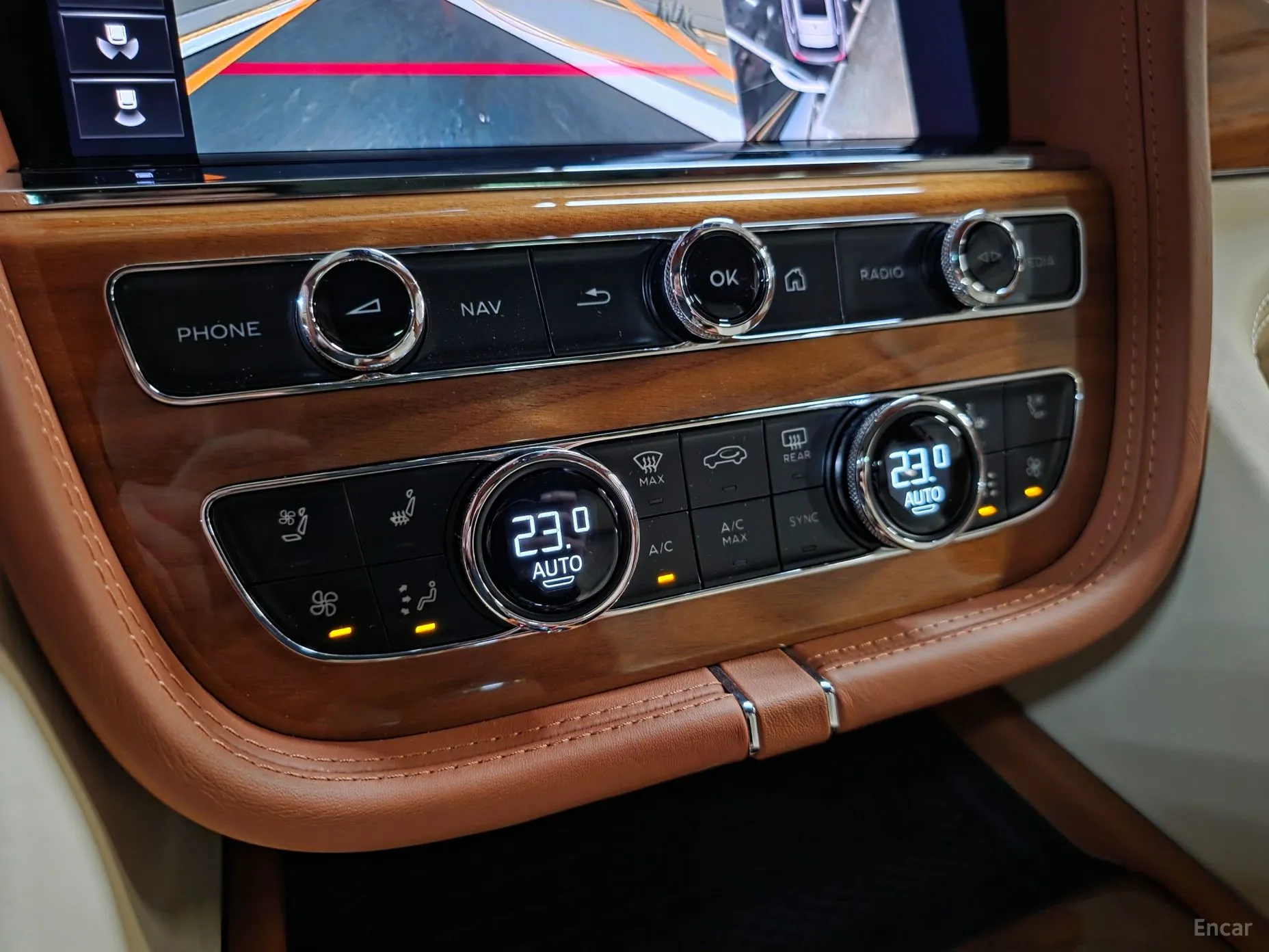 Bentley Bentayga превью 13