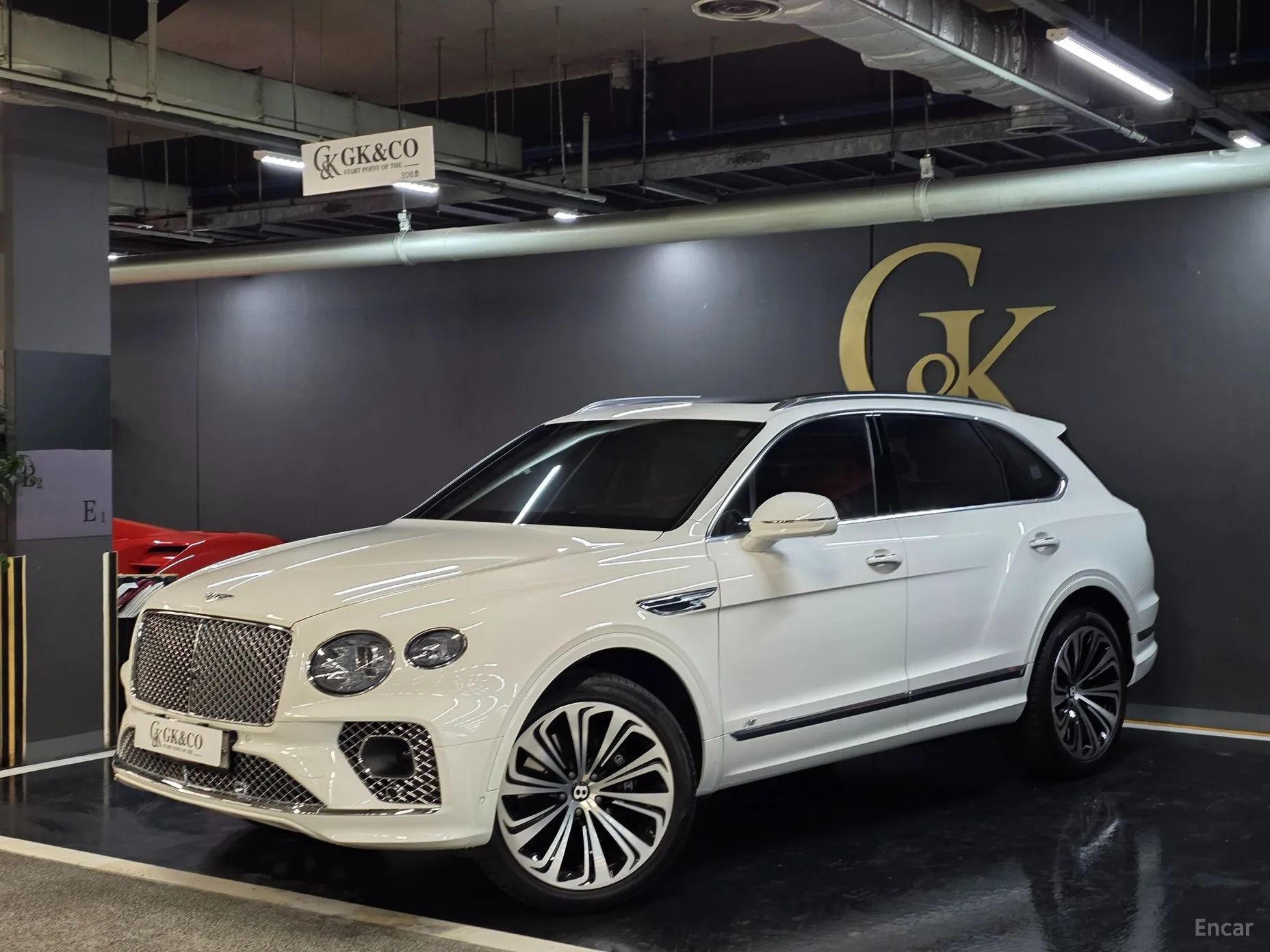 Bentley Bentayga превью 2