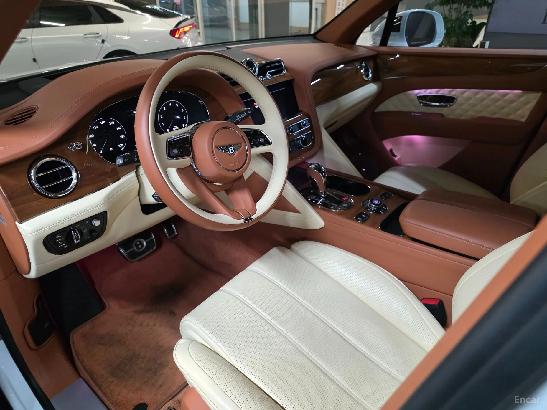 Bentley Bentayga превью 6
