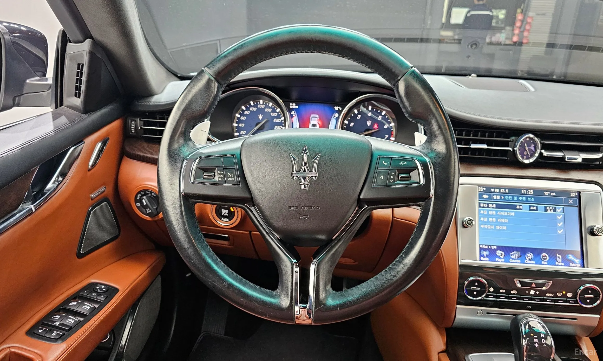 Maserati Quattroporte превью 13