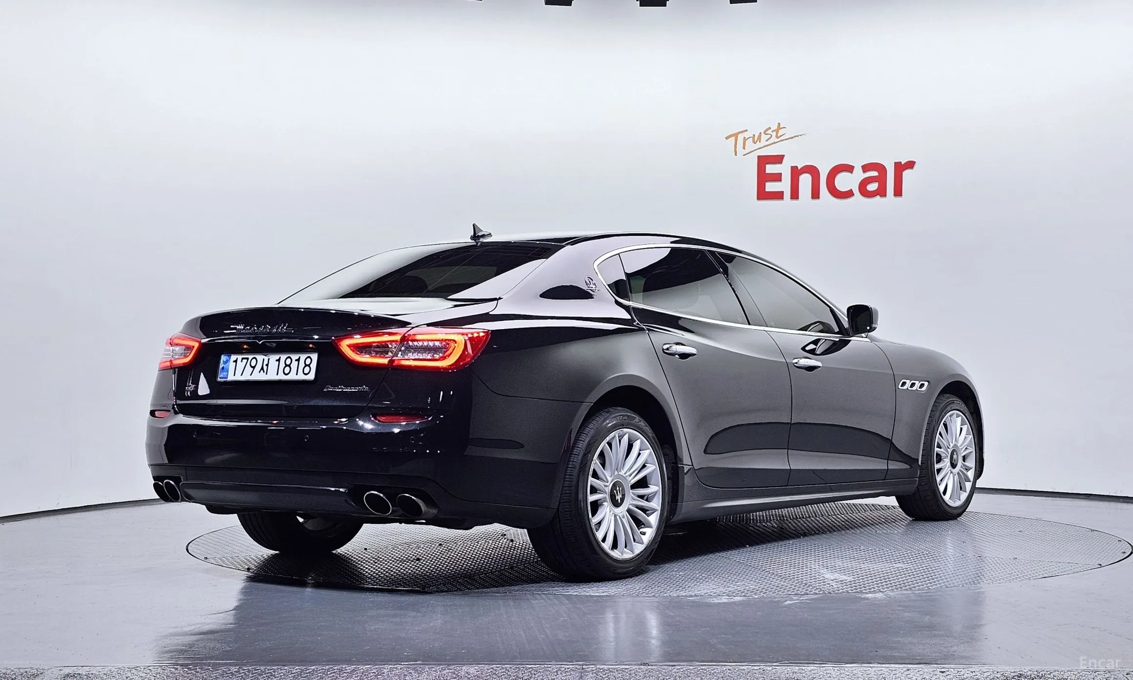Maserati Quattroporte превью 2