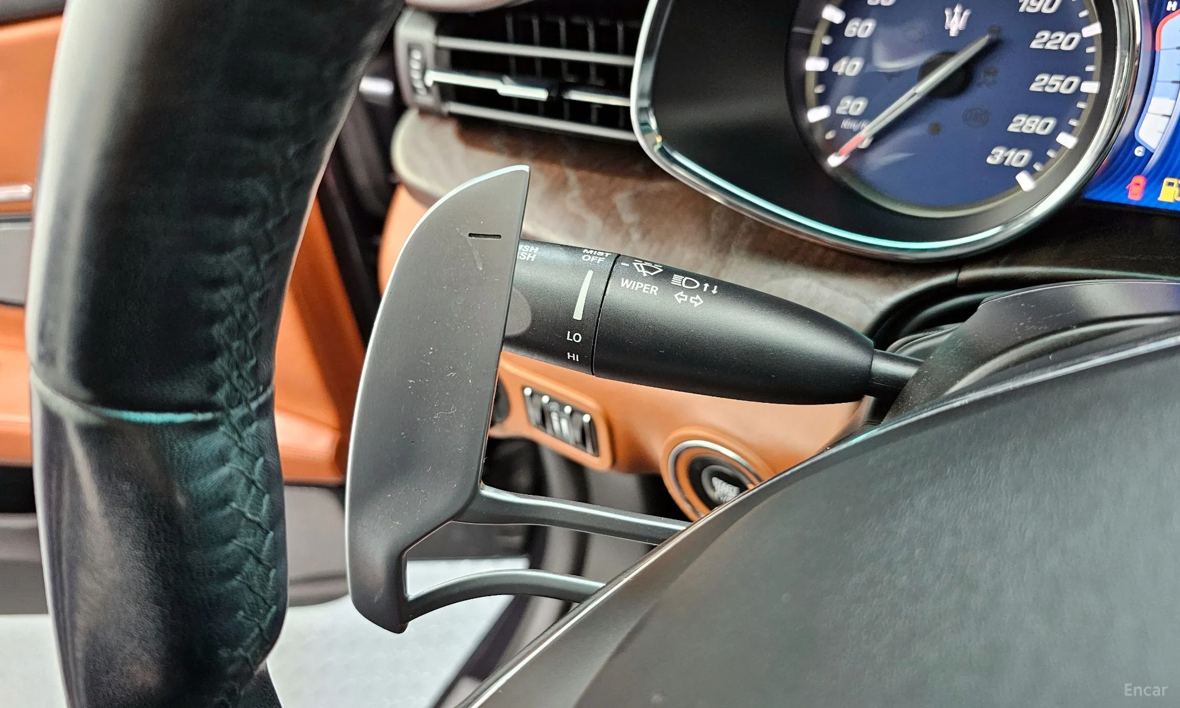 Maserati Quattroporte превью 18