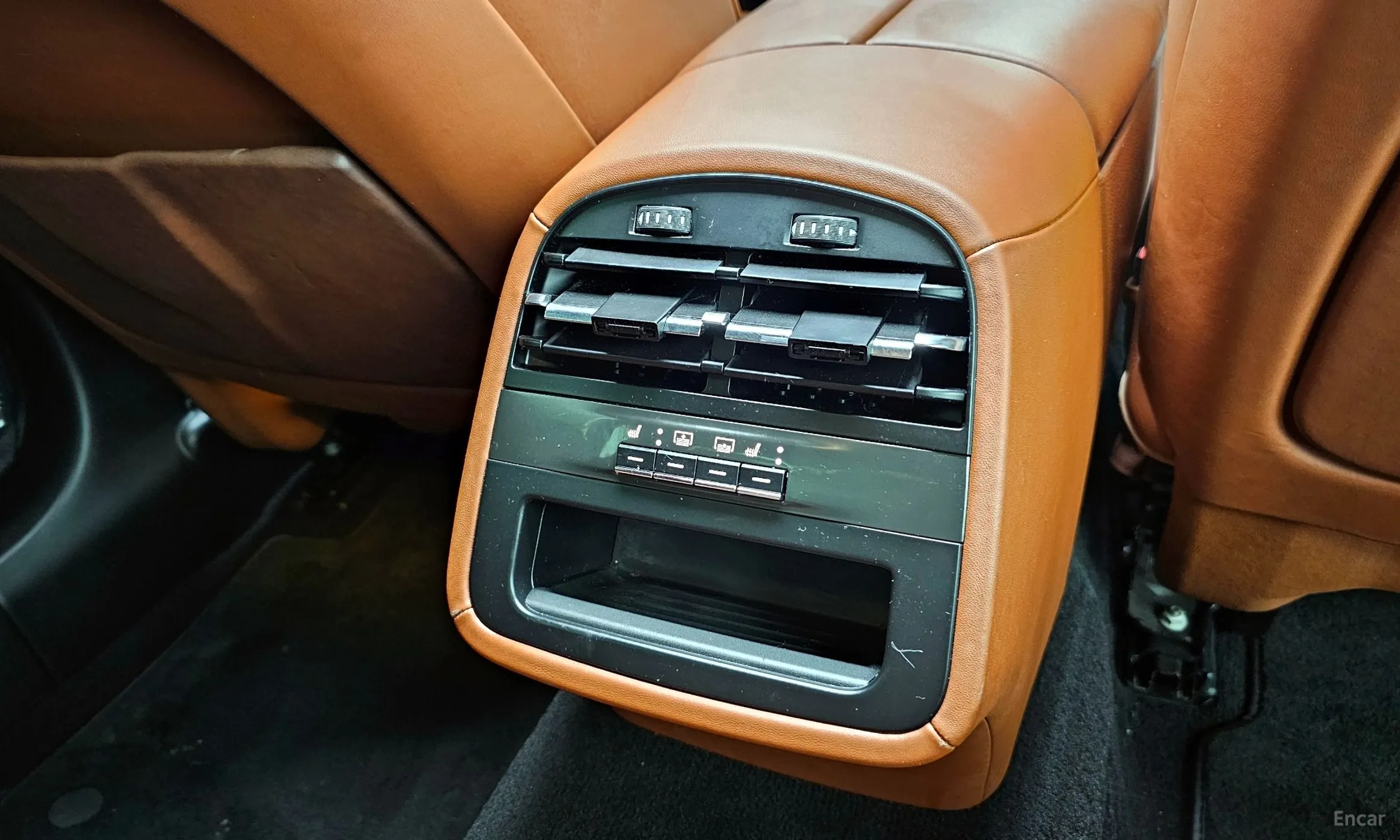 Maserati Quattroporte превью 19