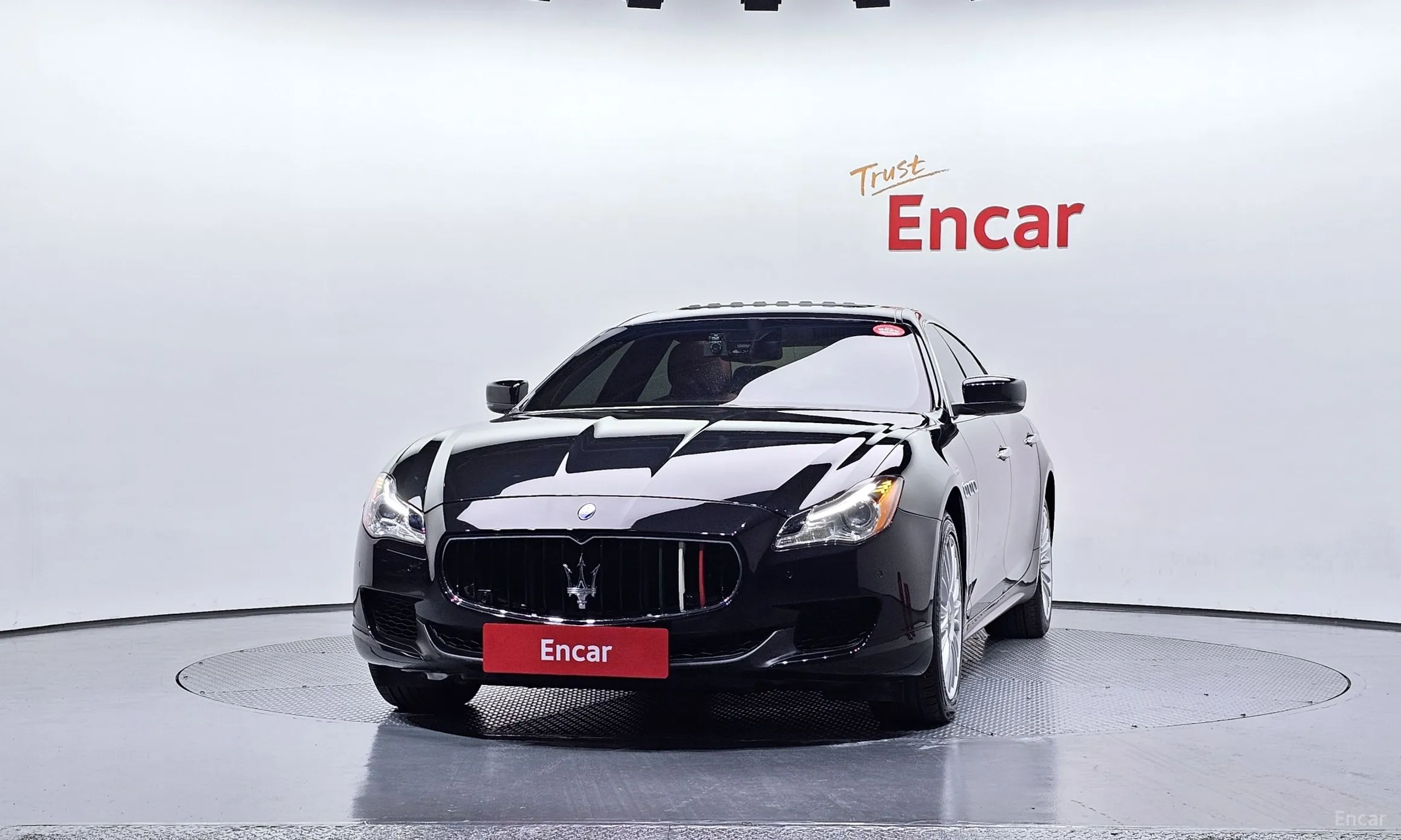 Maserati Quattroporte превью 3