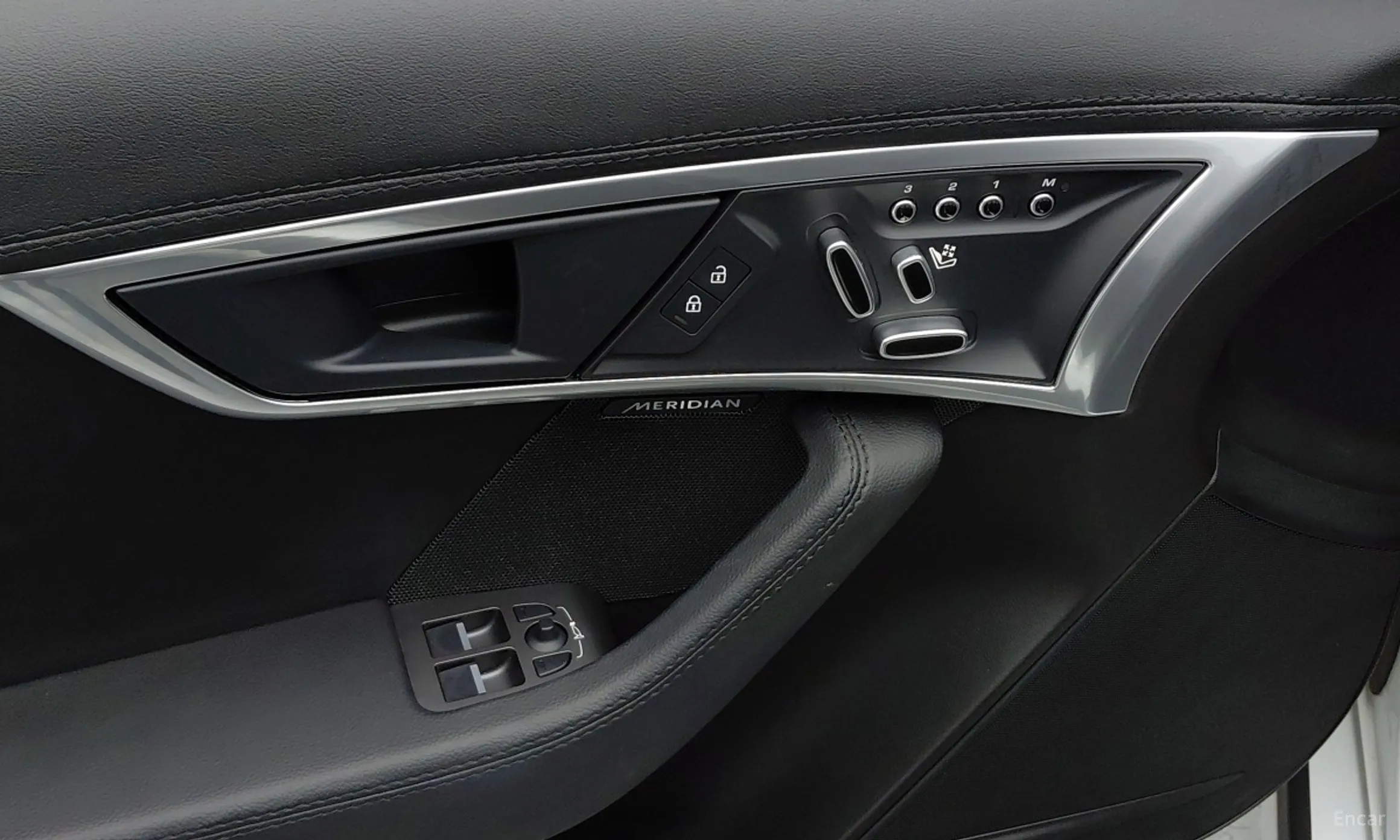 Jaguar F-TYPE превью 8