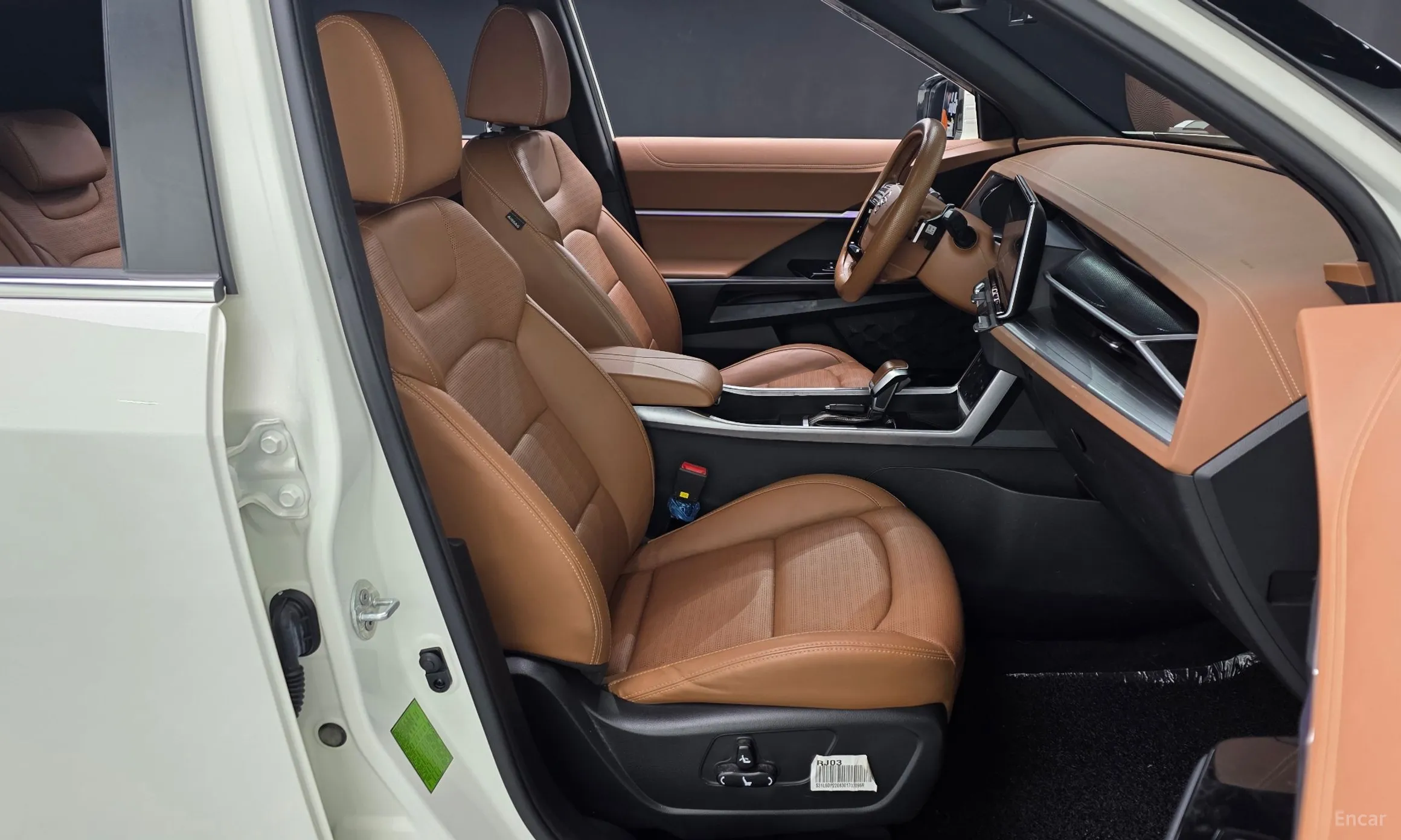 KG Mobility (SsangYong) Torres превью 10