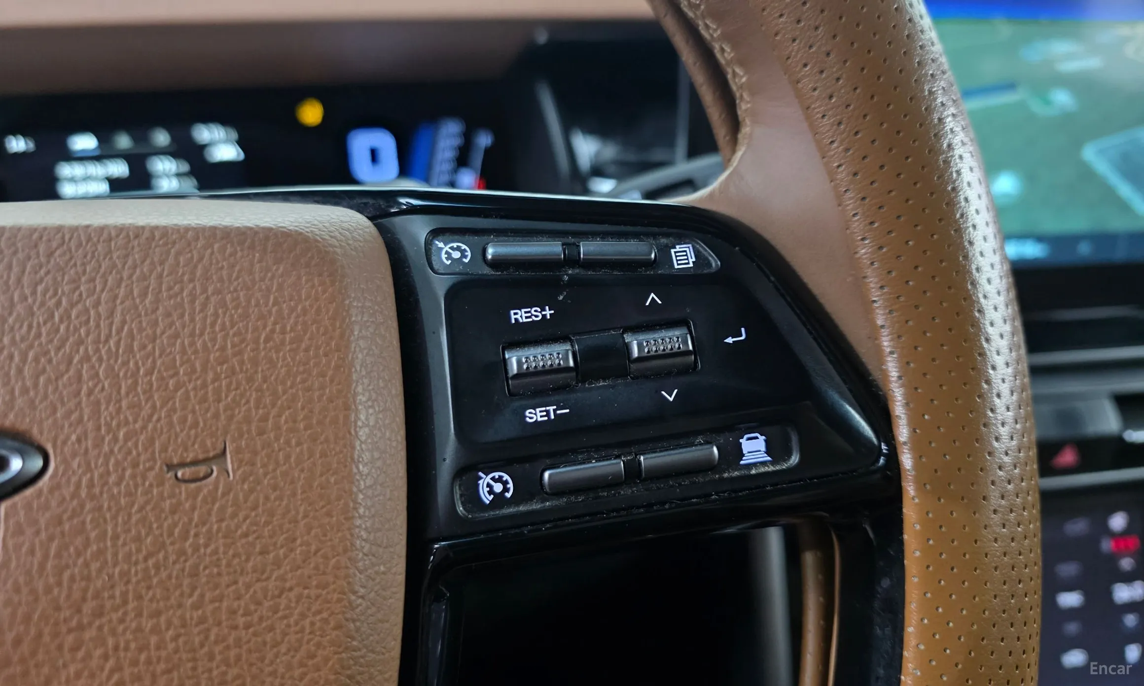 KG Mobility (SsangYong) Torres превью 17