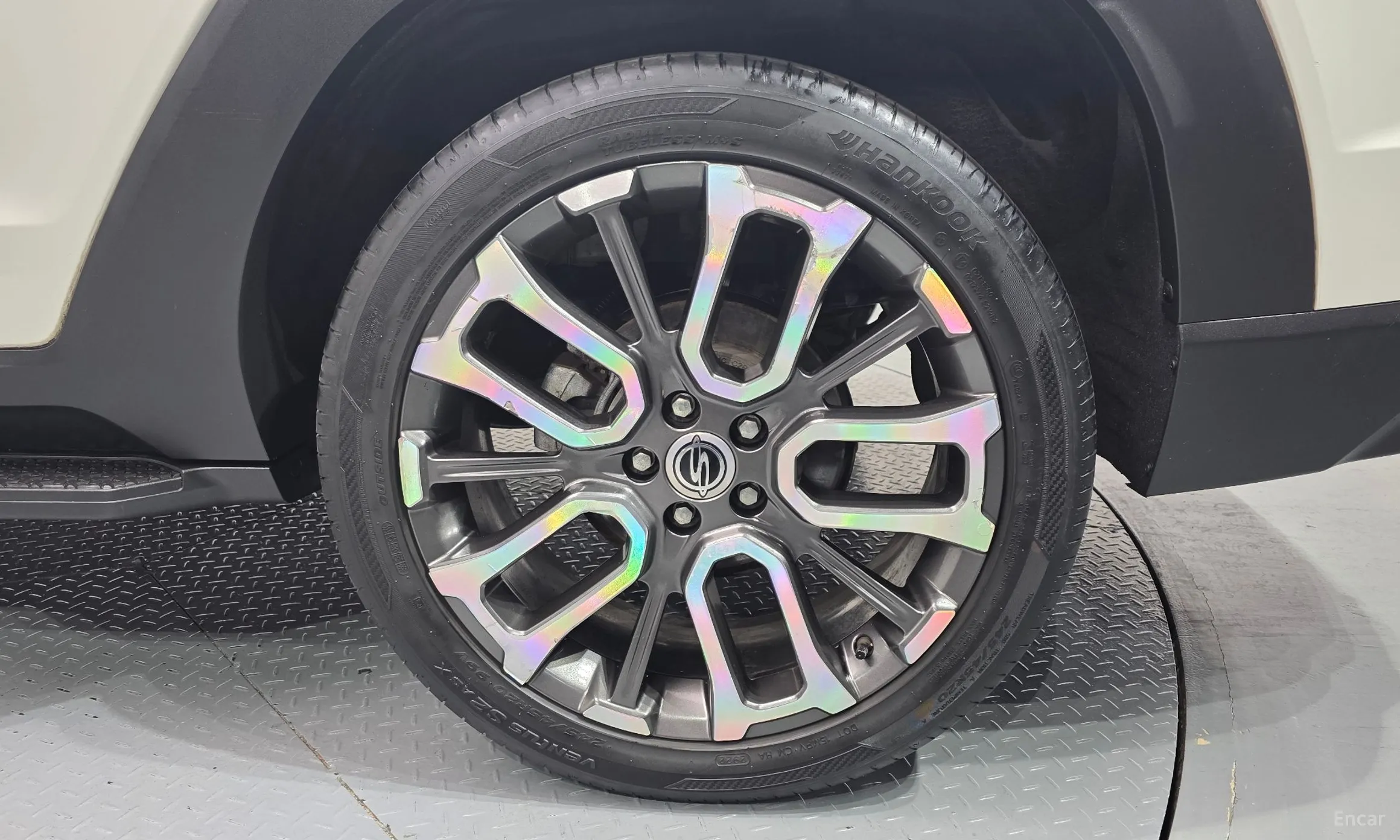 KG Mobility (SsangYong) Torres превью 5