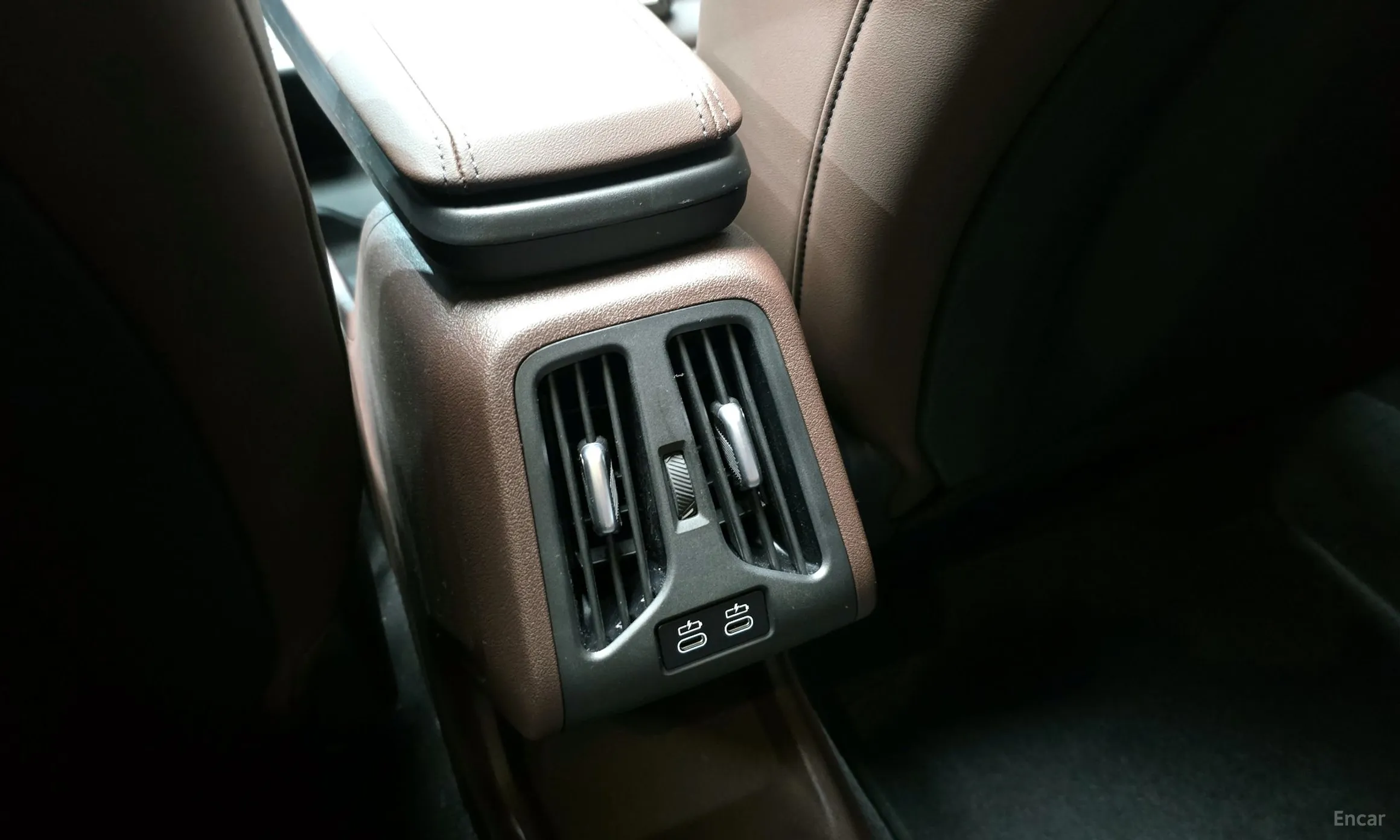 BMW 2 Series Active Tourer (U06) превью 17