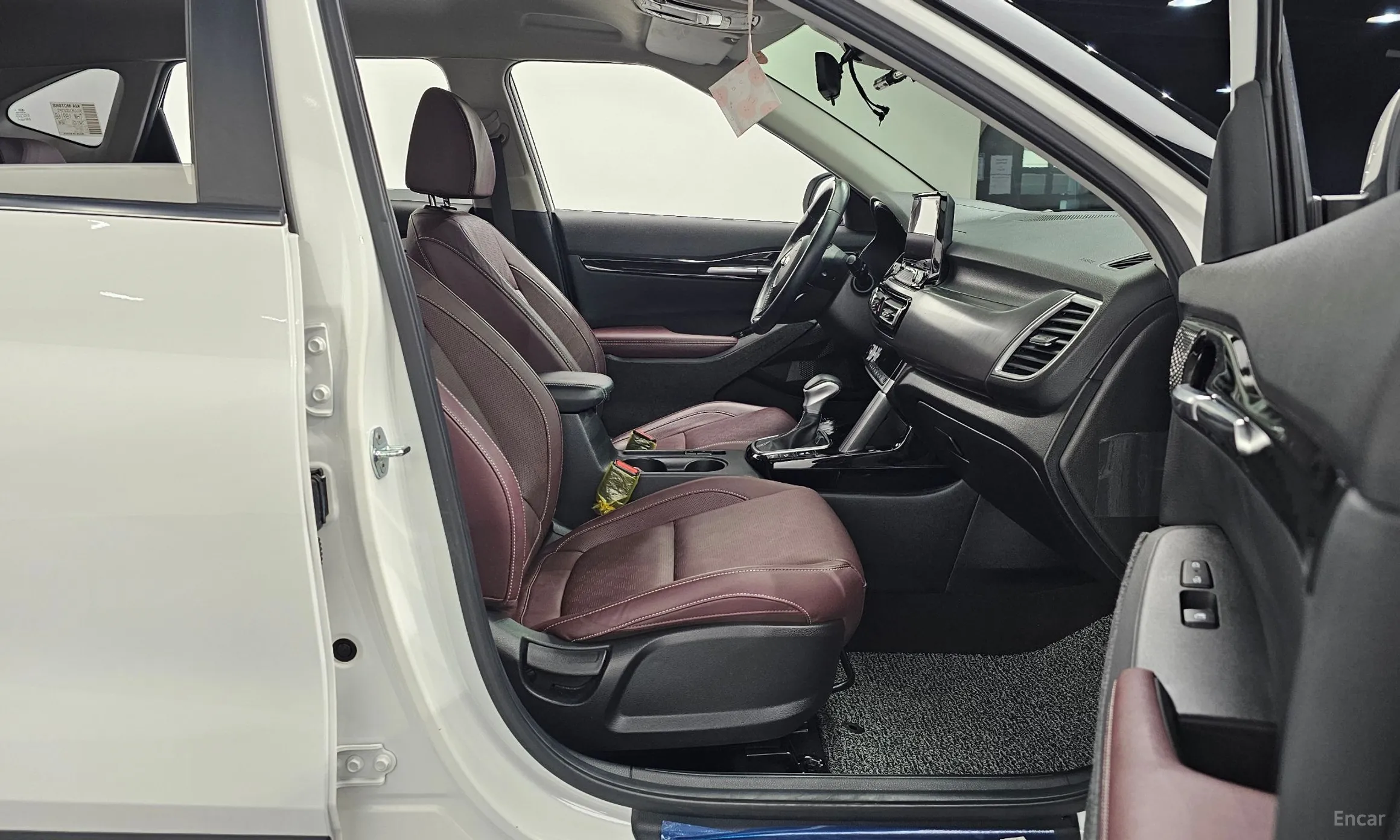 Kia Seltos превью 10