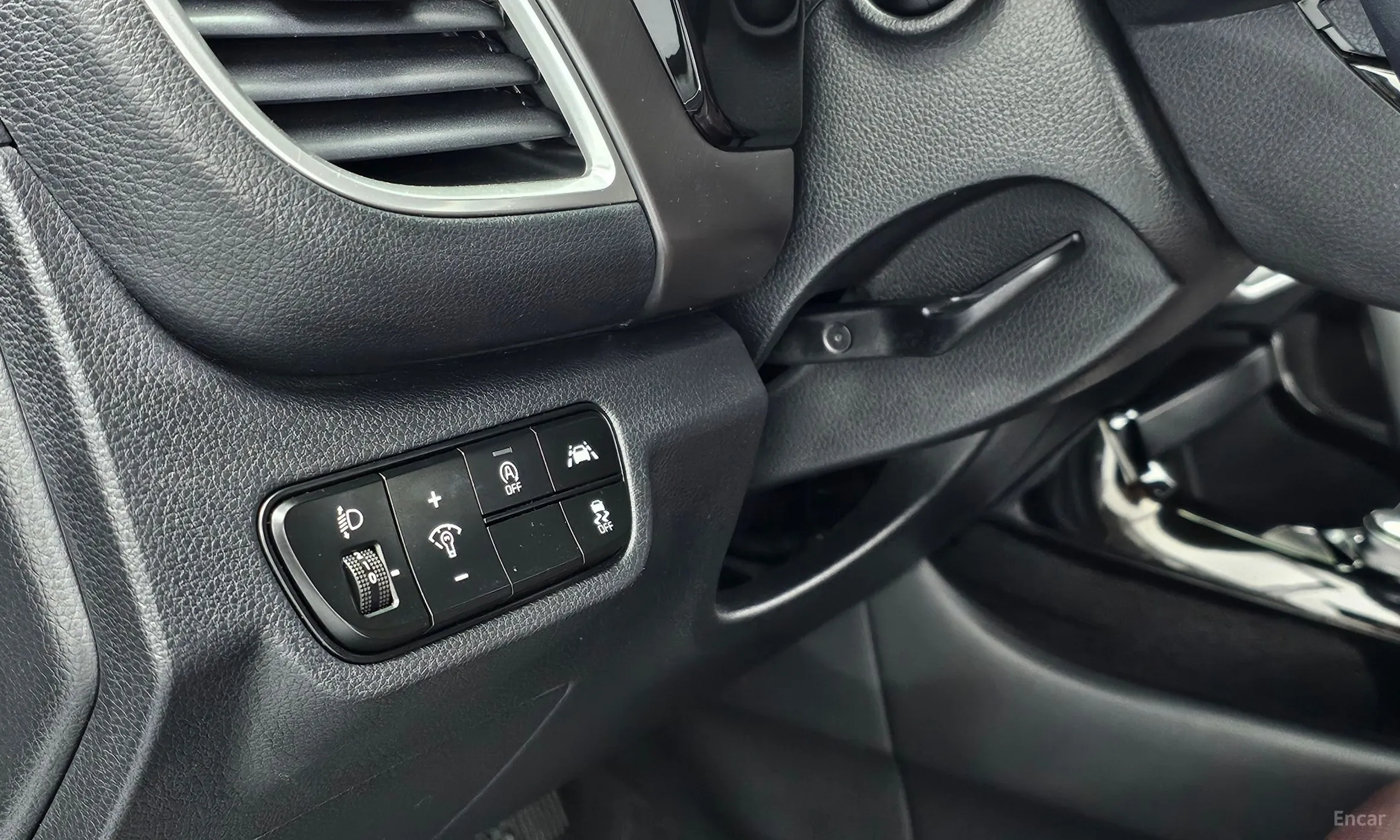 Kia Seltos превью 16