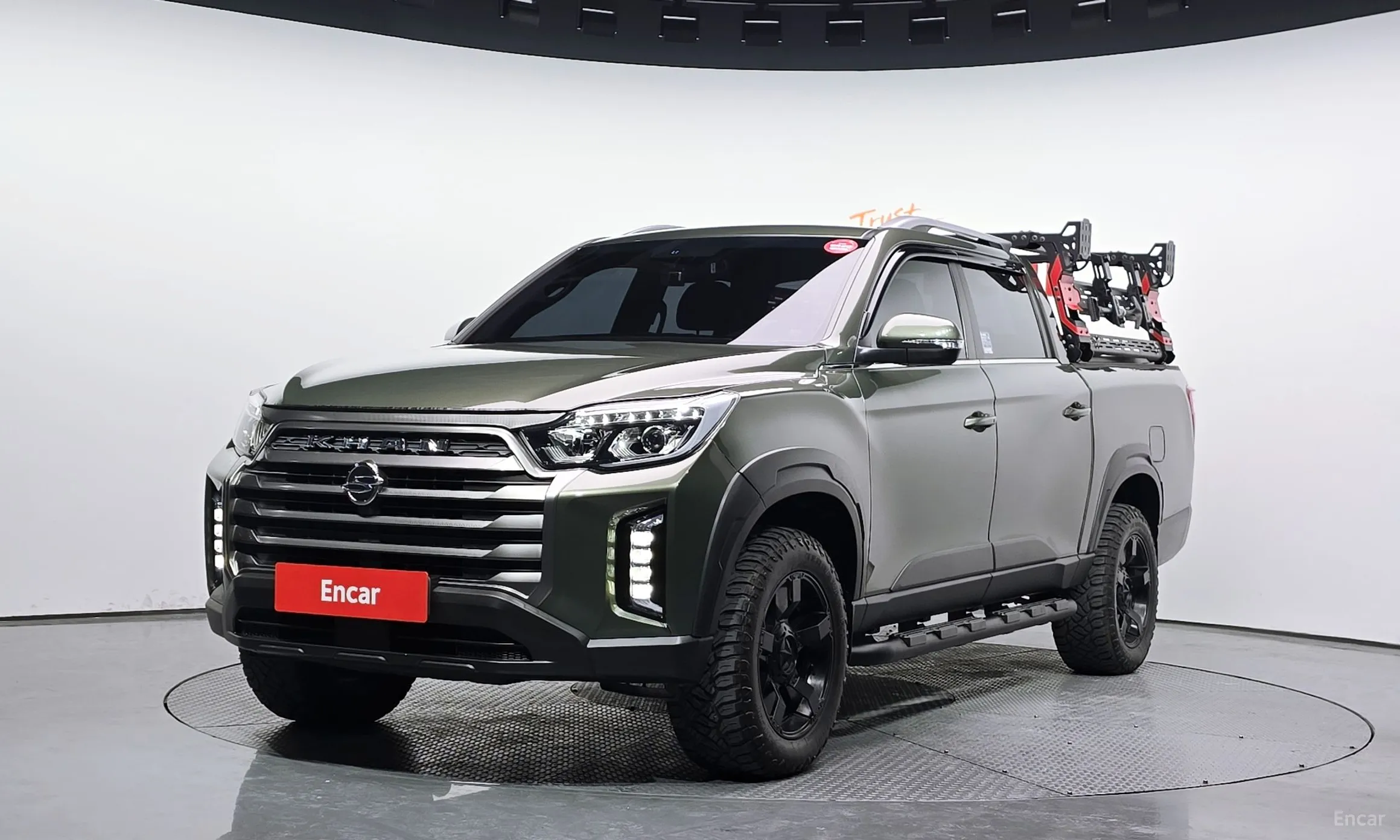 Rexton Sports Khan