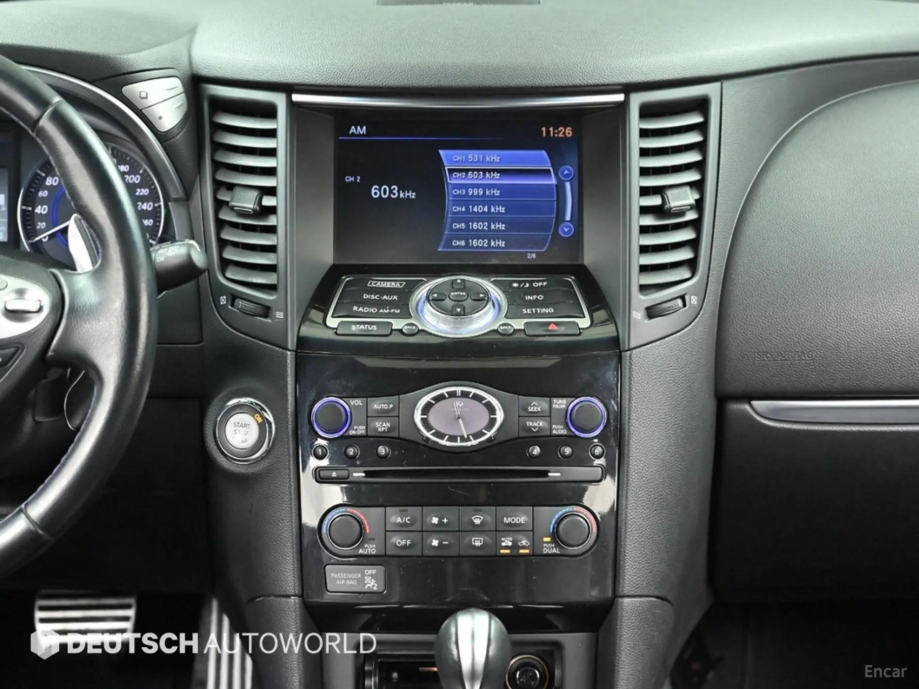 Infiniti QX70 превью 14