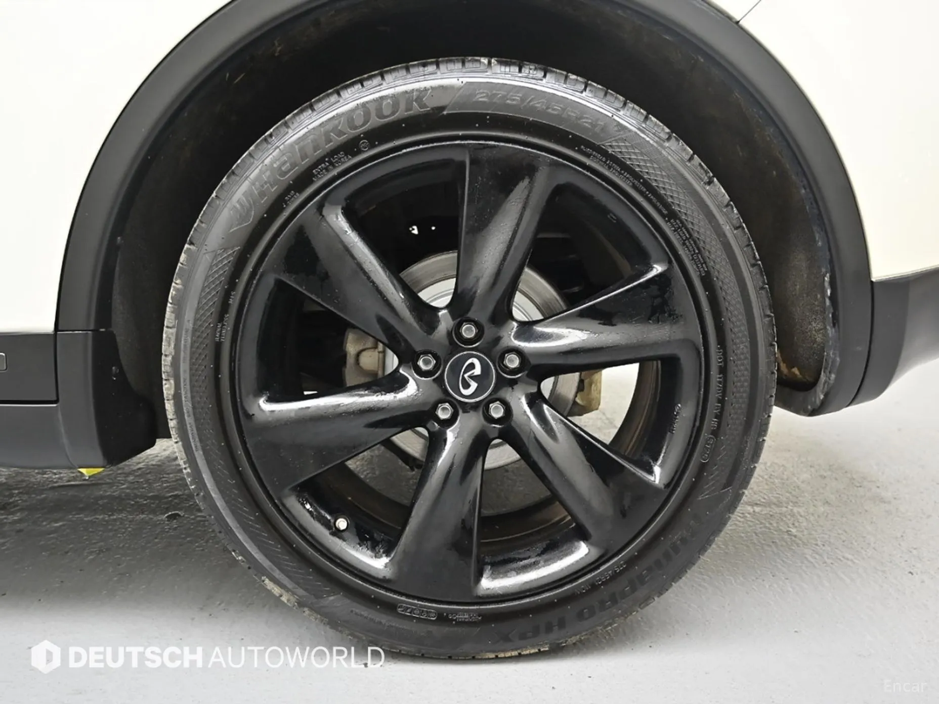 Infiniti QX70 превью 5