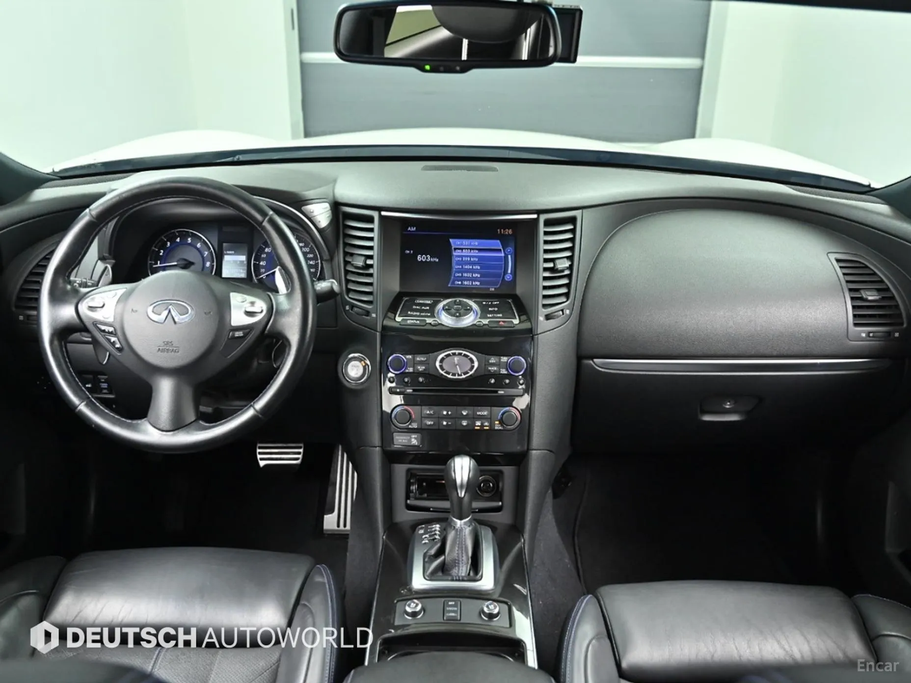 Infiniti QX70 превью 7