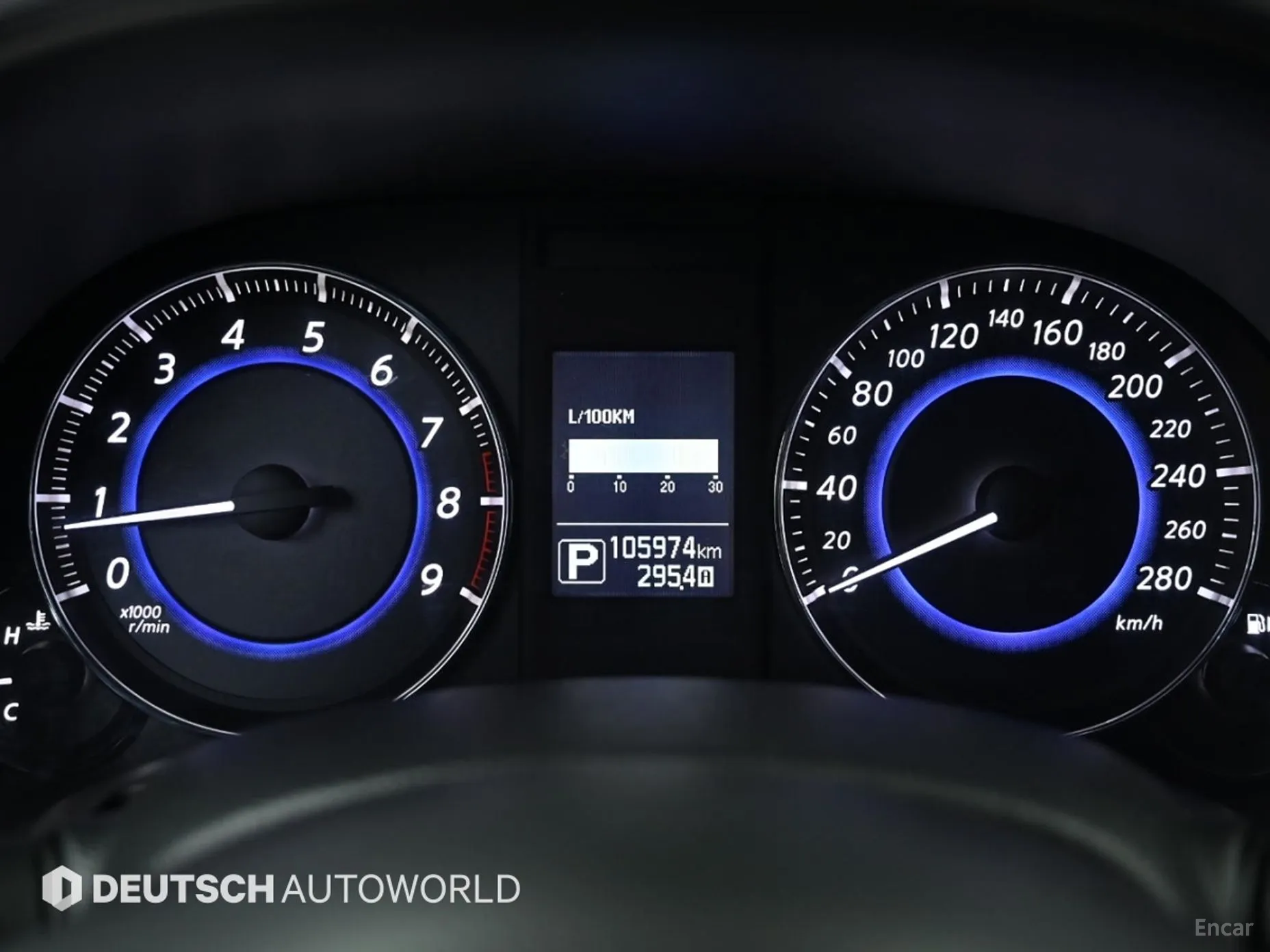 Infiniti QX70 превью 8