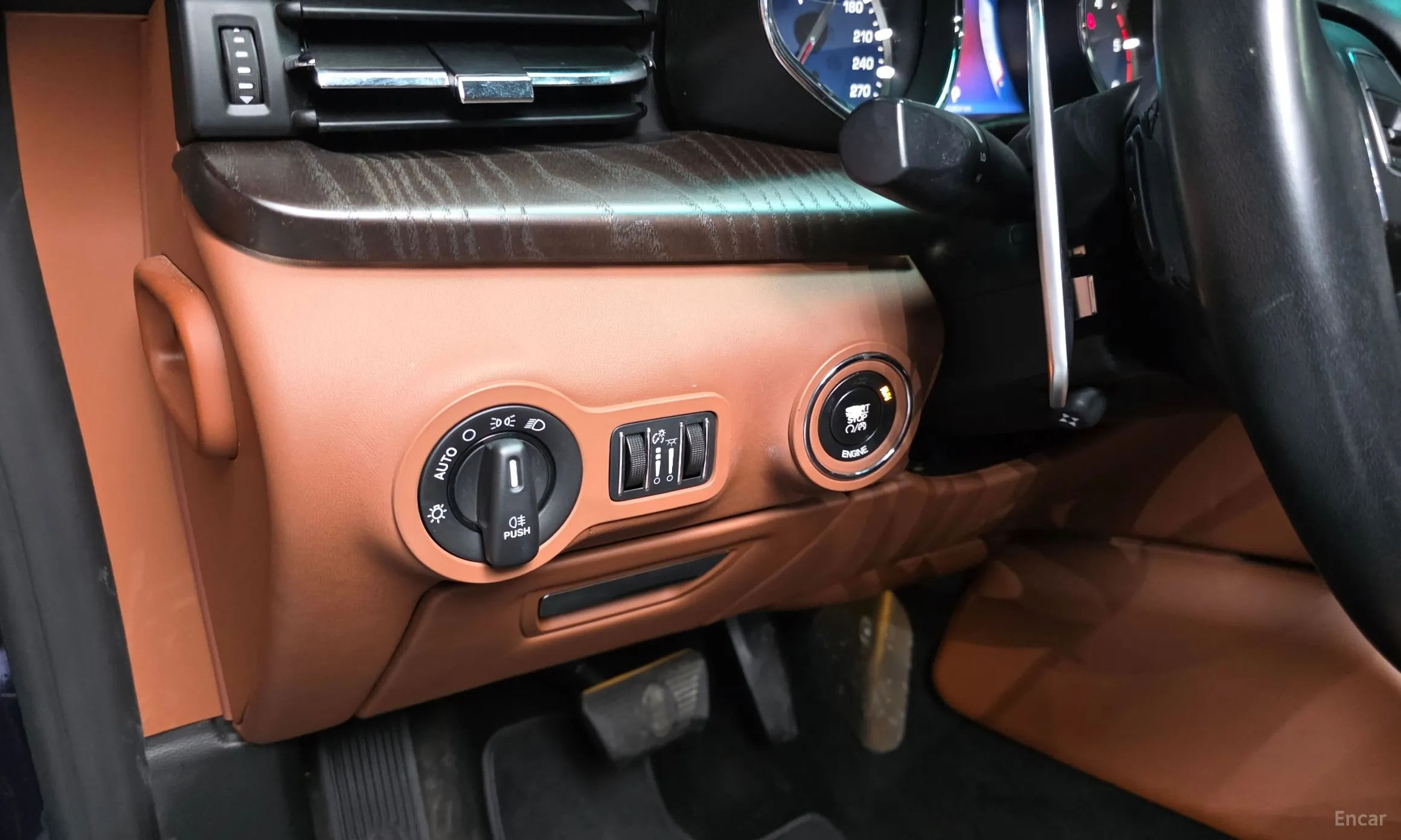 Maserati Quattroporte превью 14