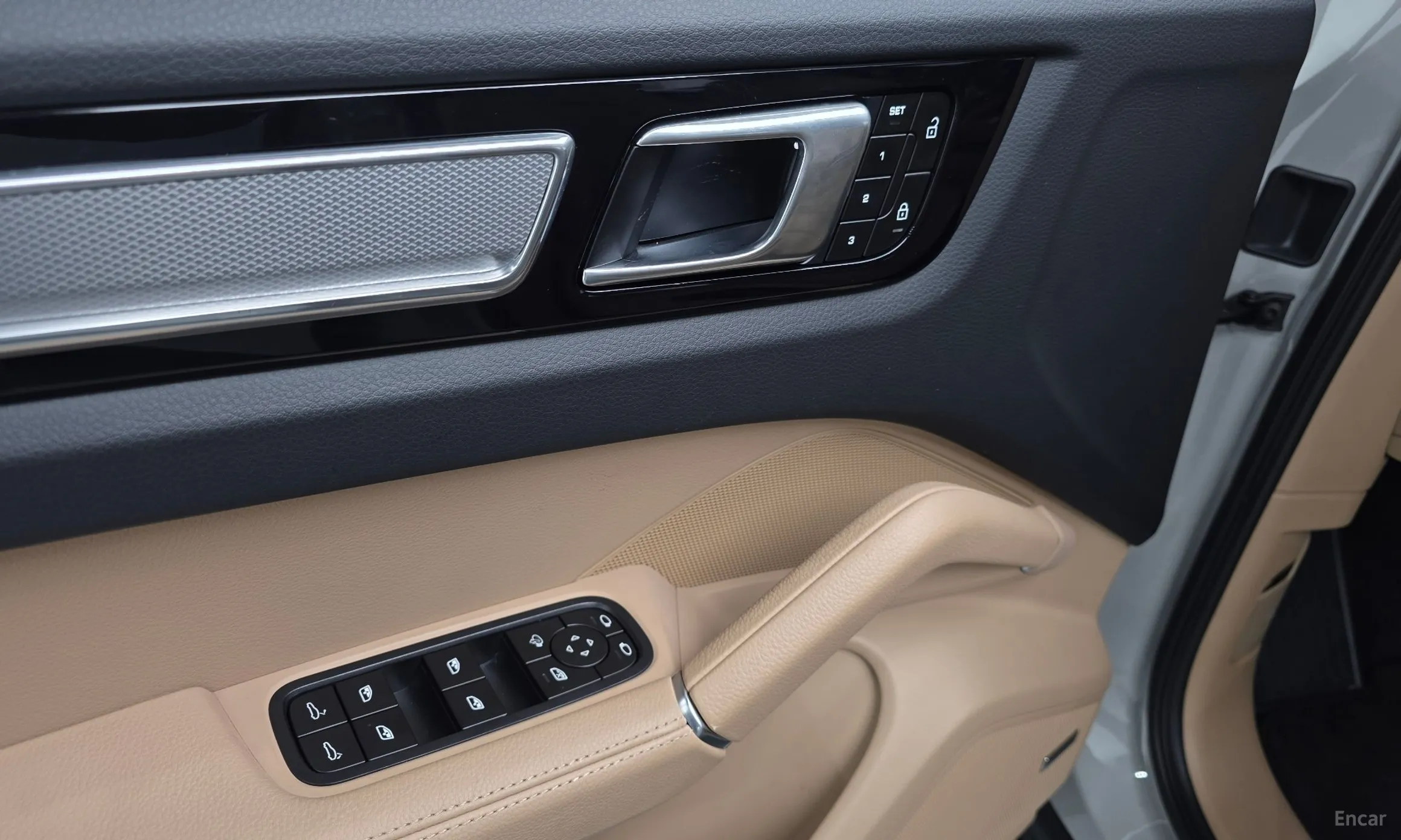 Porsche Cayenne (PO536) превью 18