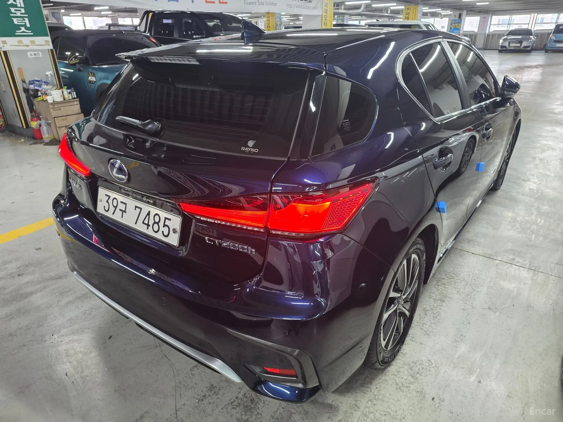Lexus CT200h