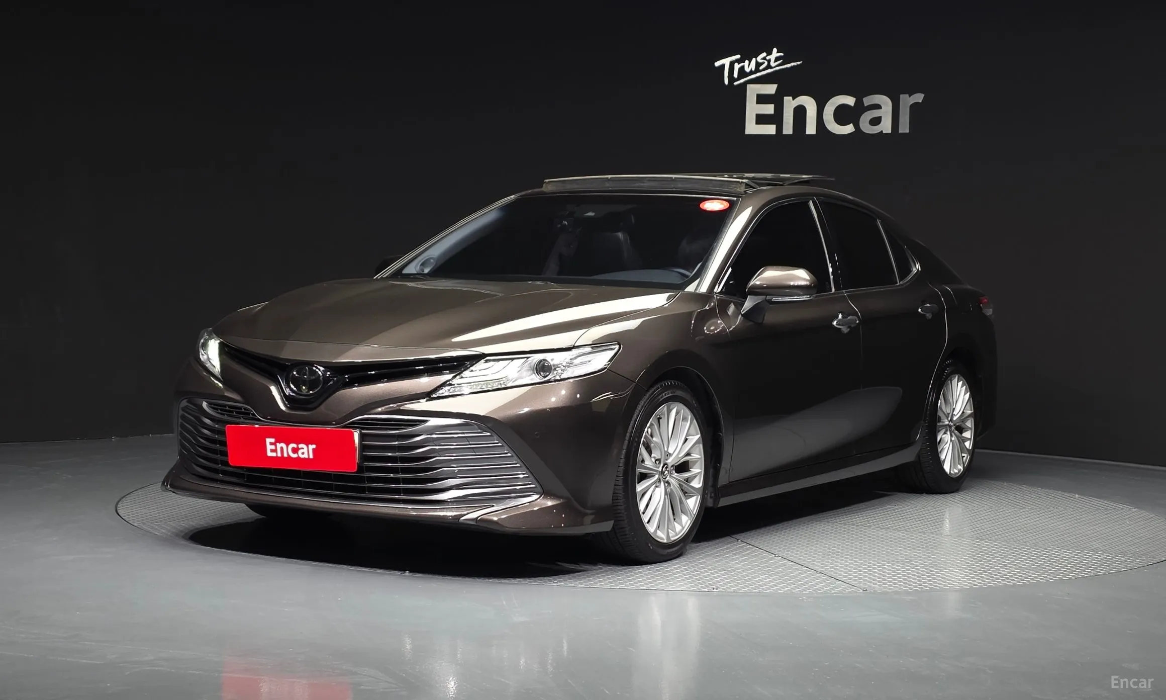 Toyota Camry (XV70)