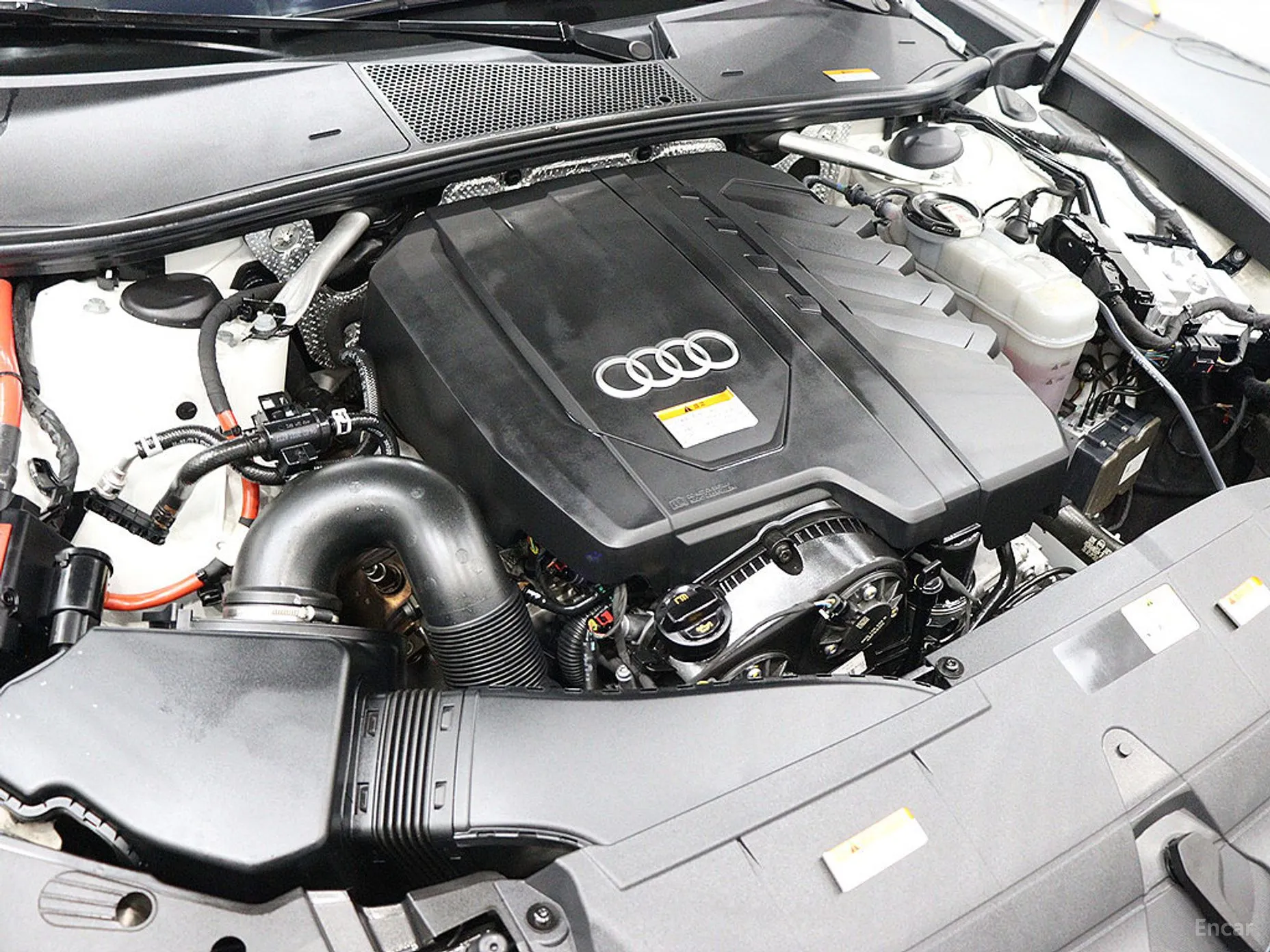 Audi A6 (C8) превью 13