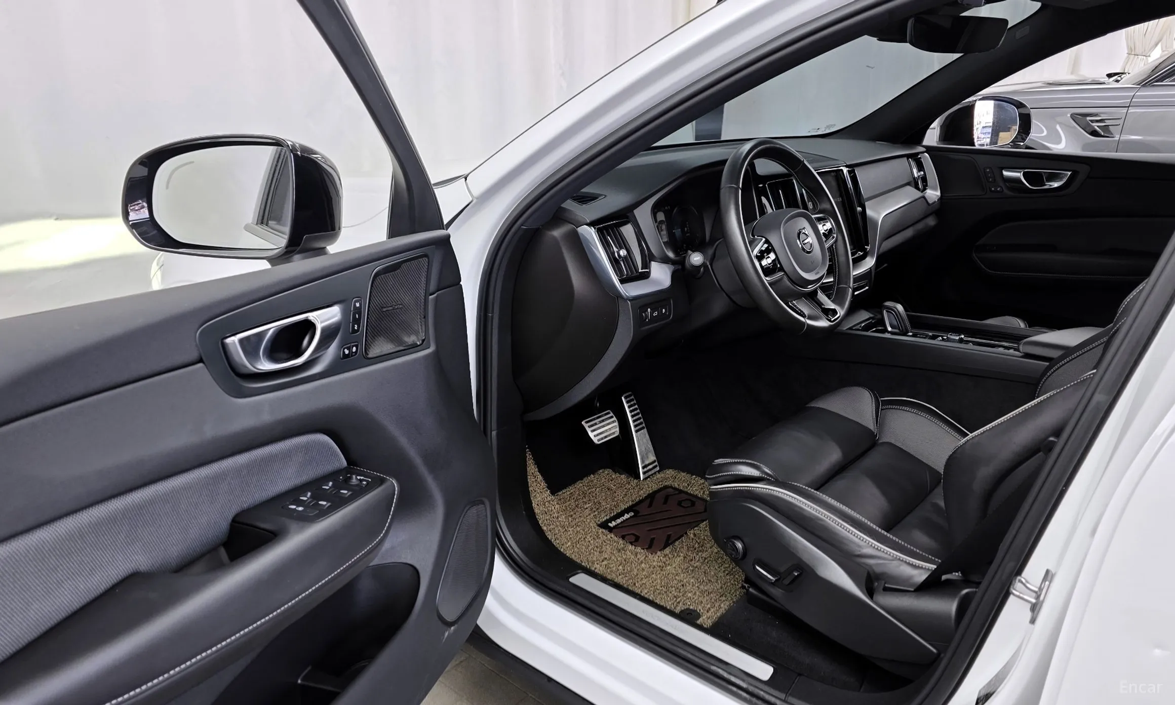 Volvo XC60 Gen 2 превью 10