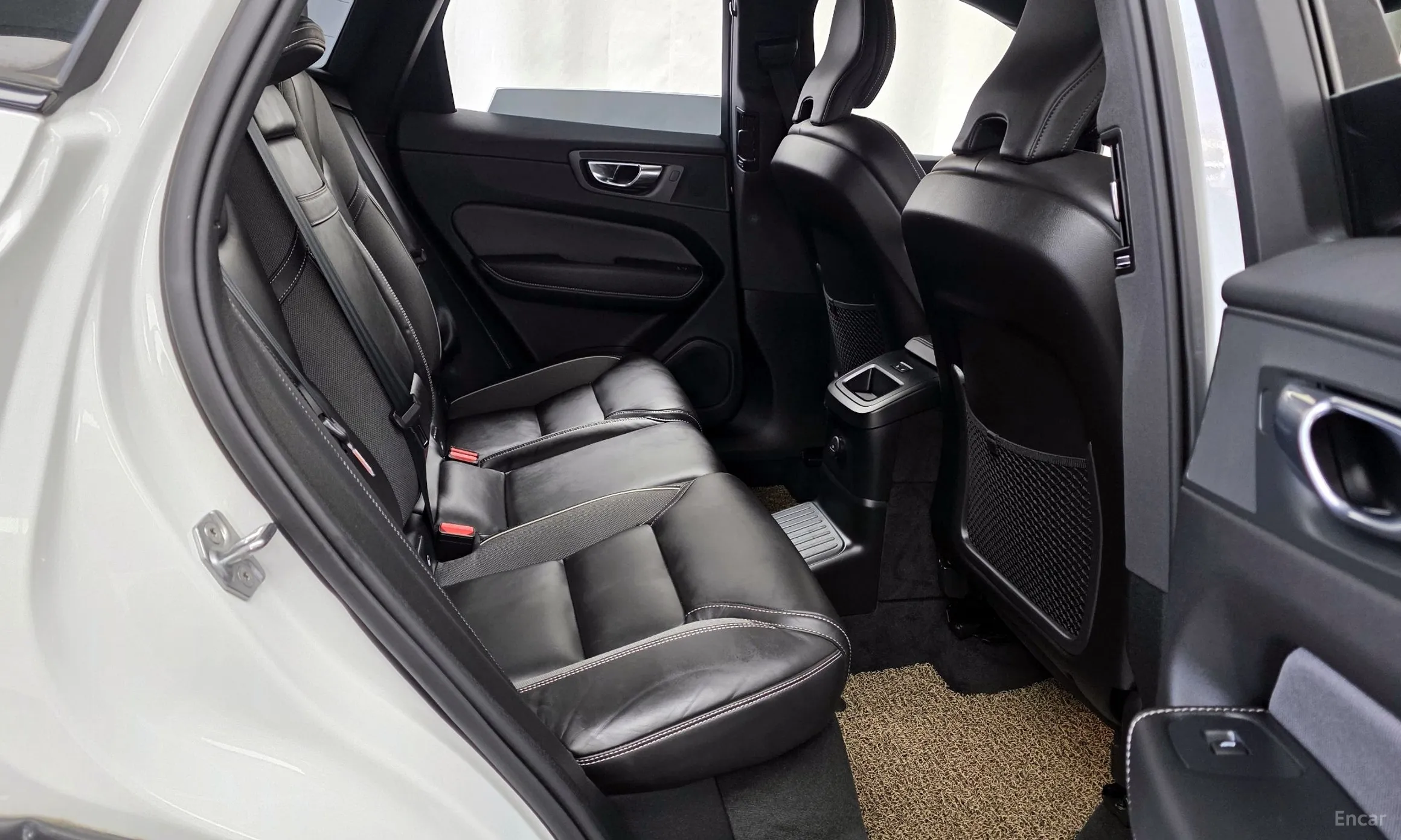 Volvo XC60 Gen 2 превью 12