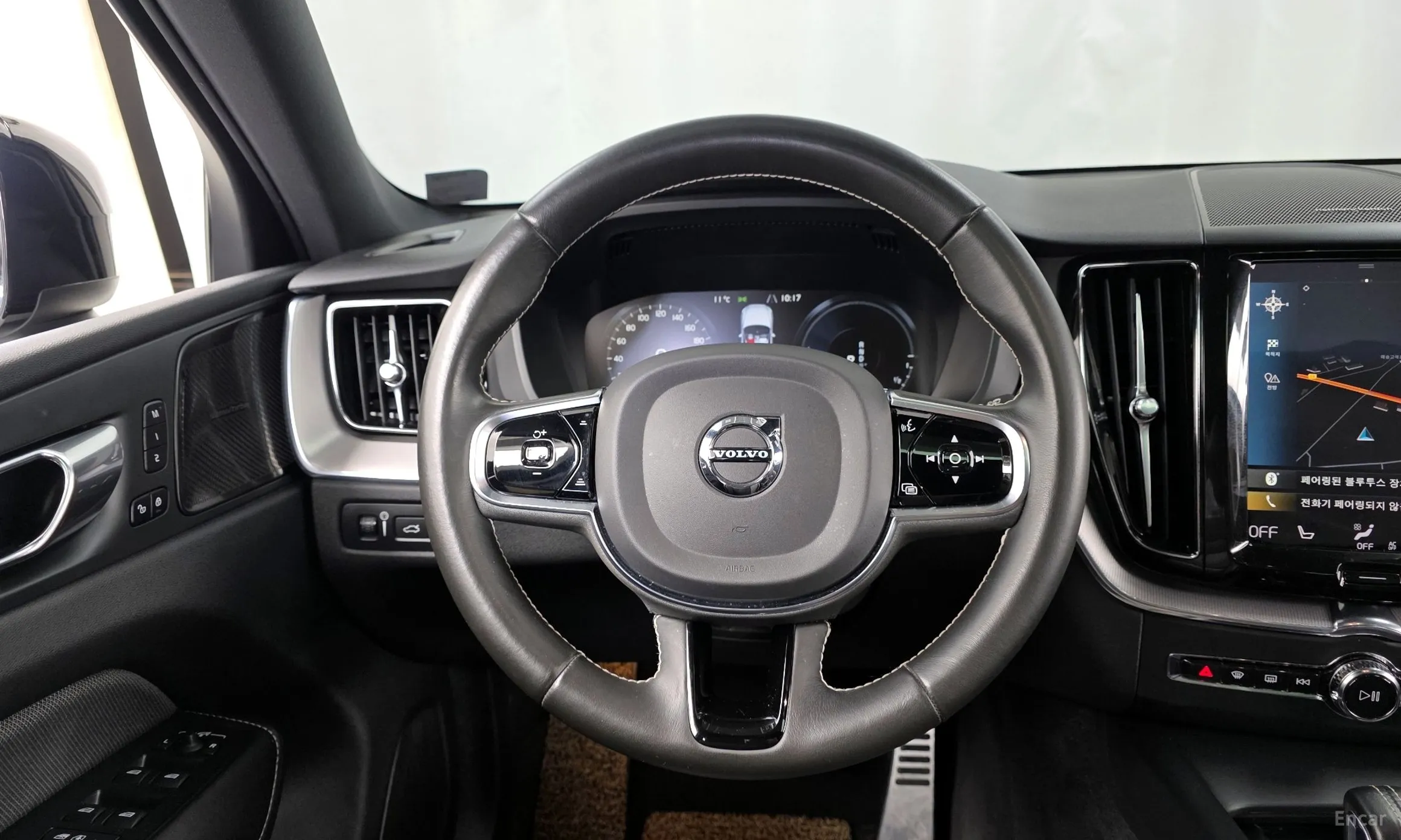 Volvo XC60 Gen 2 превью 13