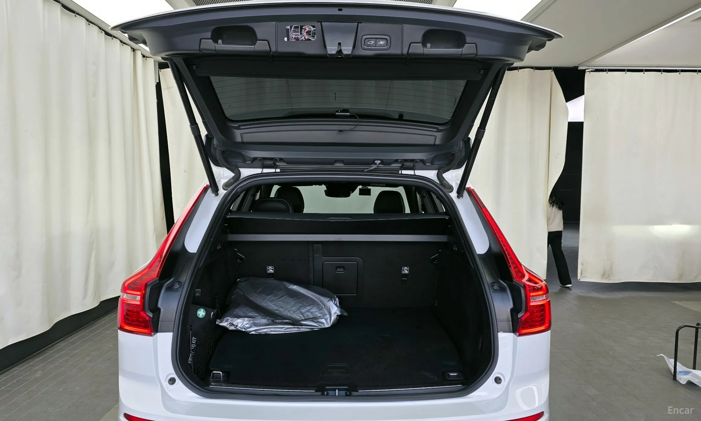 Volvo XC60 Gen 2 превью 20